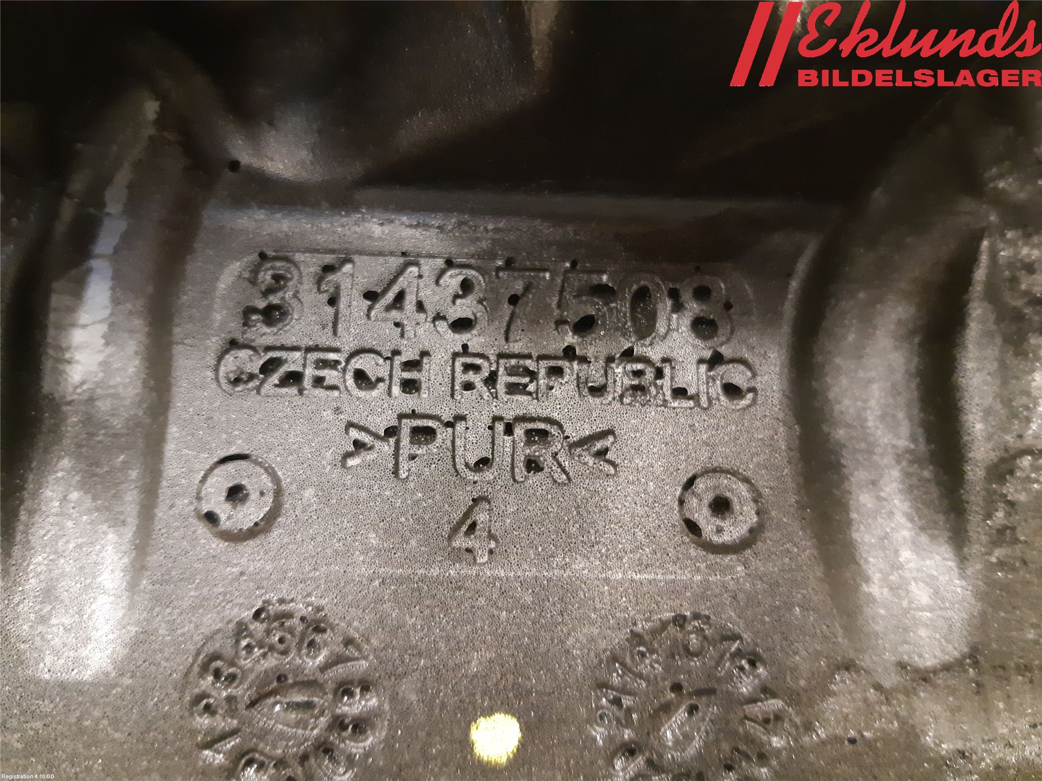 Volvo XC60 14-17 Motorkåpa