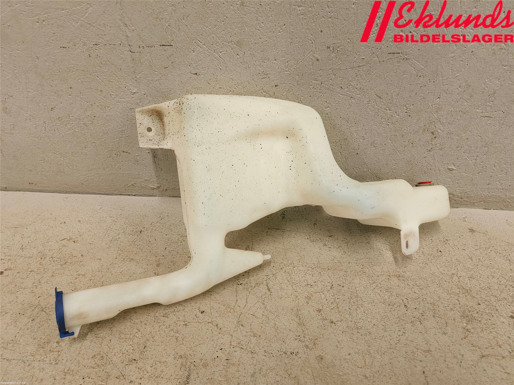 Ford FIESTA 09-12 Spolartank Vindruta