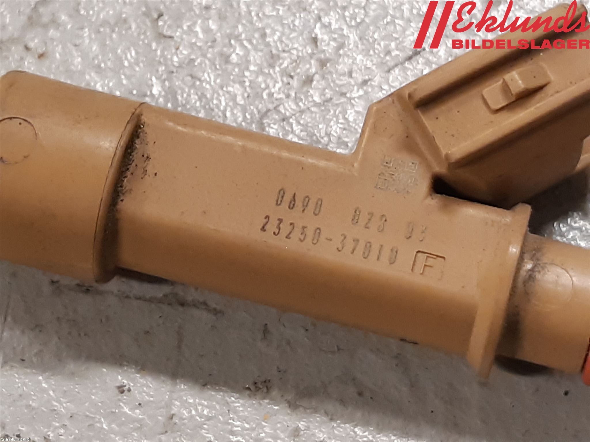 Toyota AVENSIS 09-15 Injspridare