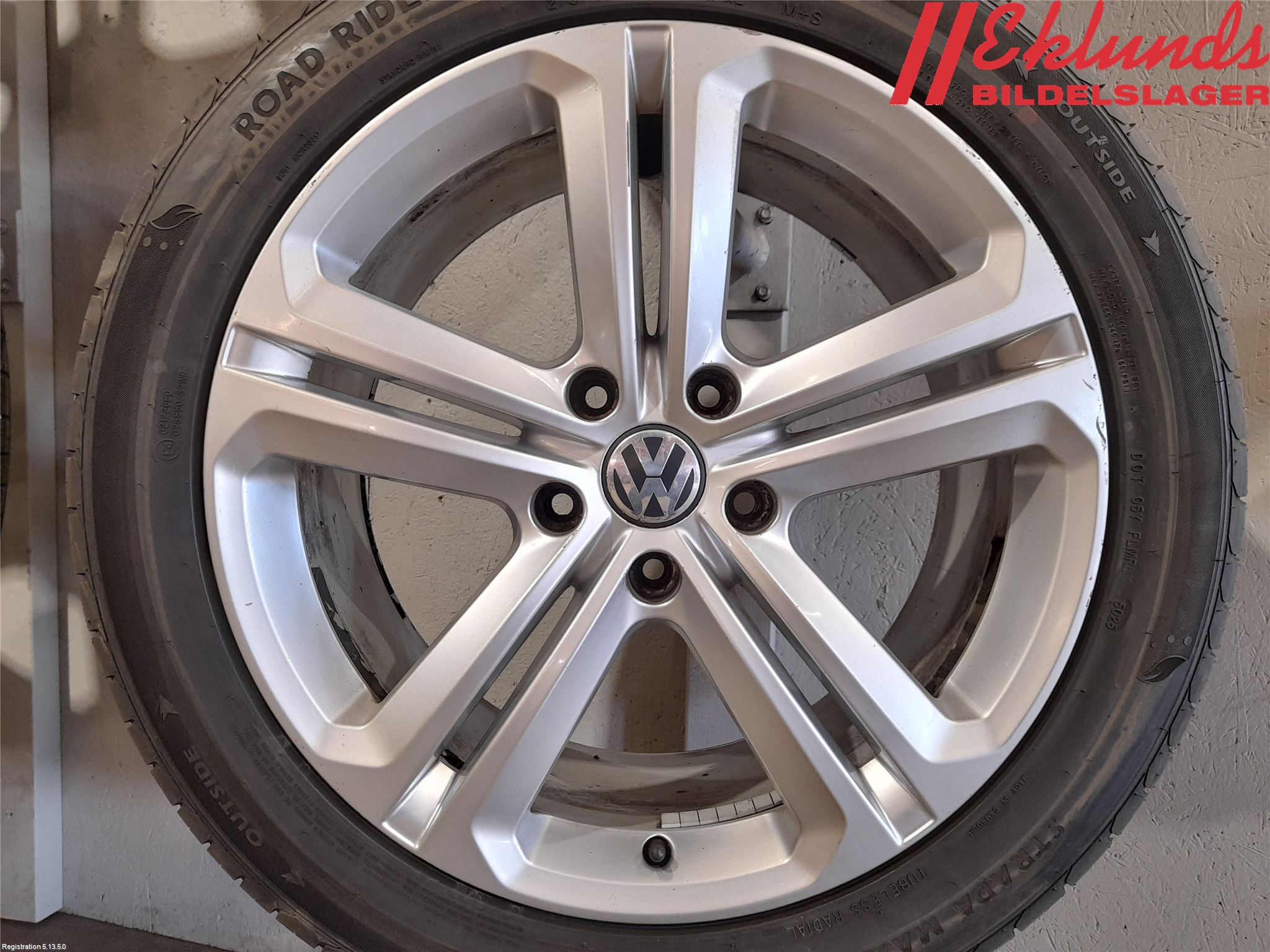 Volkswagen VW TOUAREG 7P 11-18 Sommardäck Alumfälg 4St