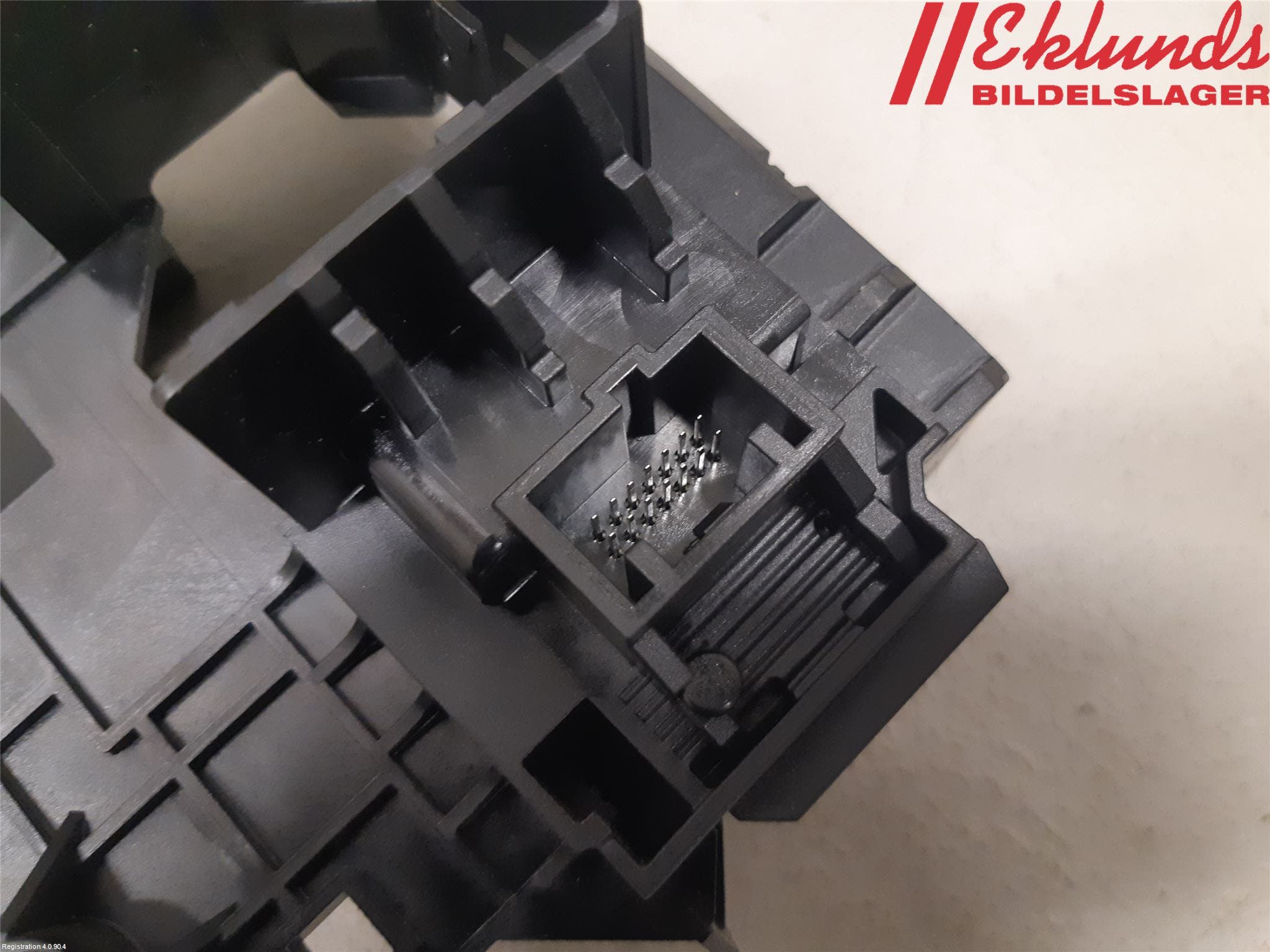 Ford MONDEO 07-15 Spak Konsoll-Fäste