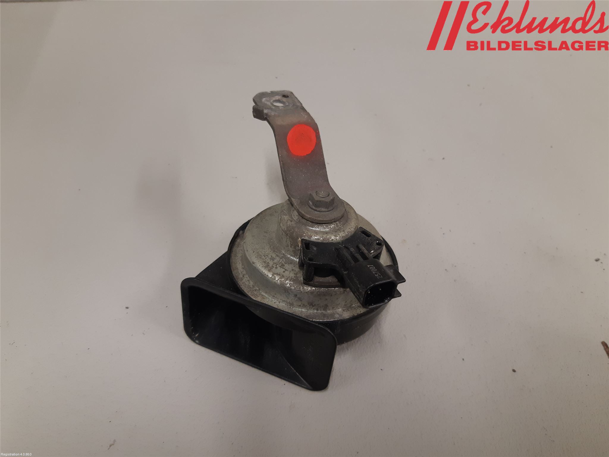 Volvo XC70 08-13 Signalhorn