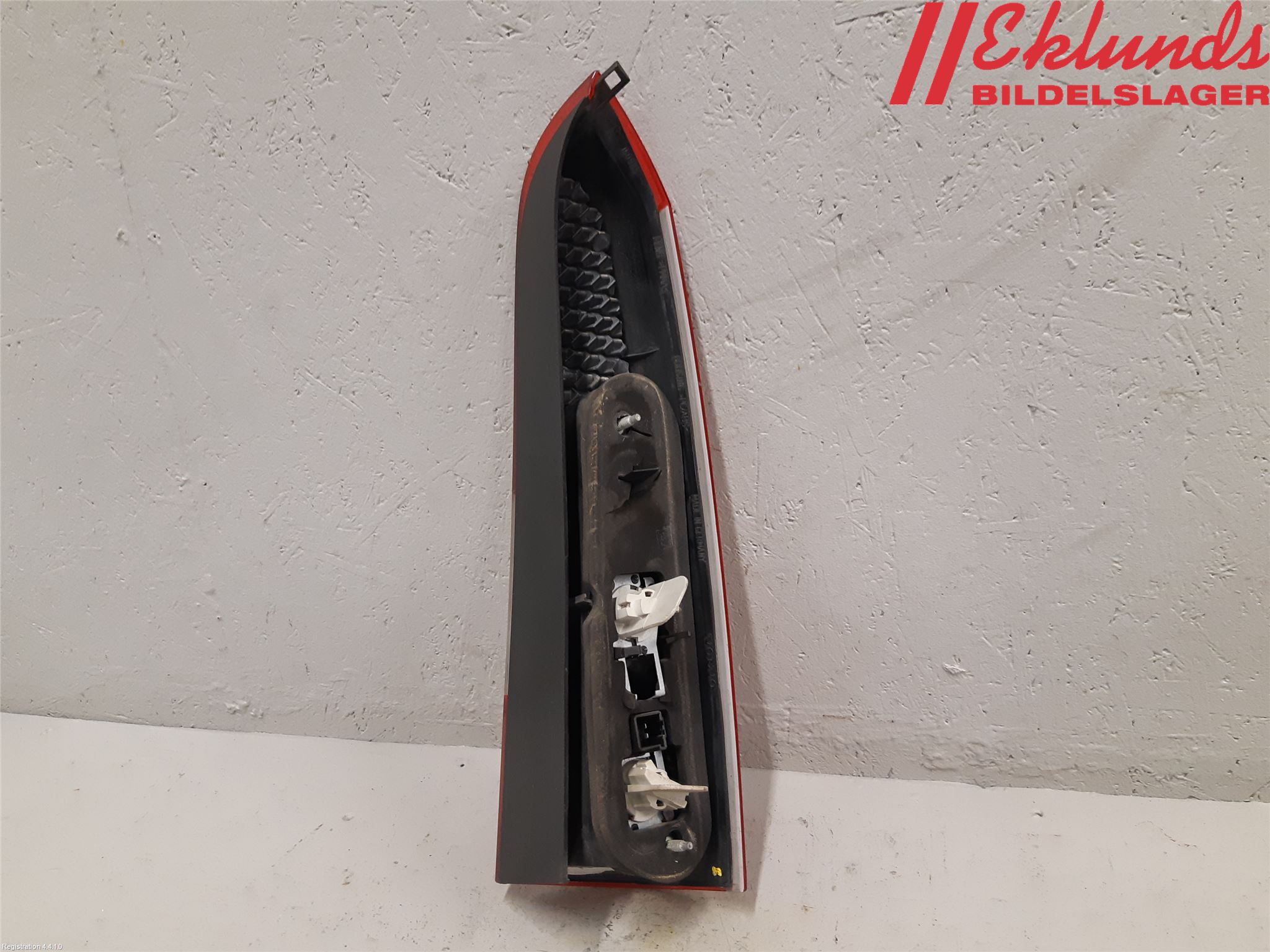 Volvo V70 05-08 Bakljus Lucka Vä