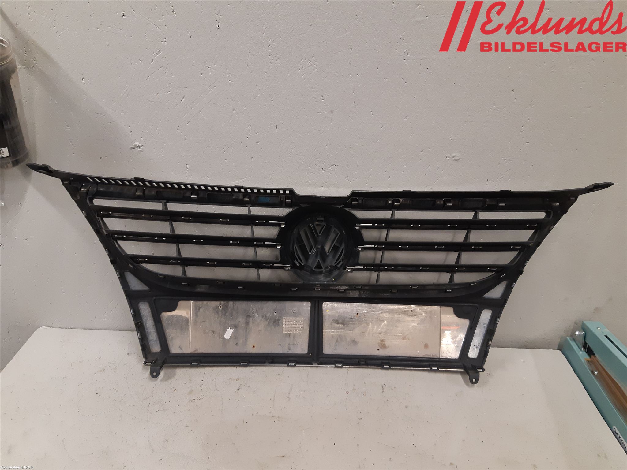 Volkswagen VW TOURAN 03-10 Grill Komp