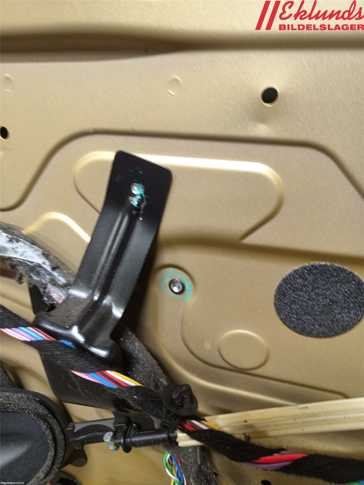 Volvo S60 01-04 Dörr Fram Höger