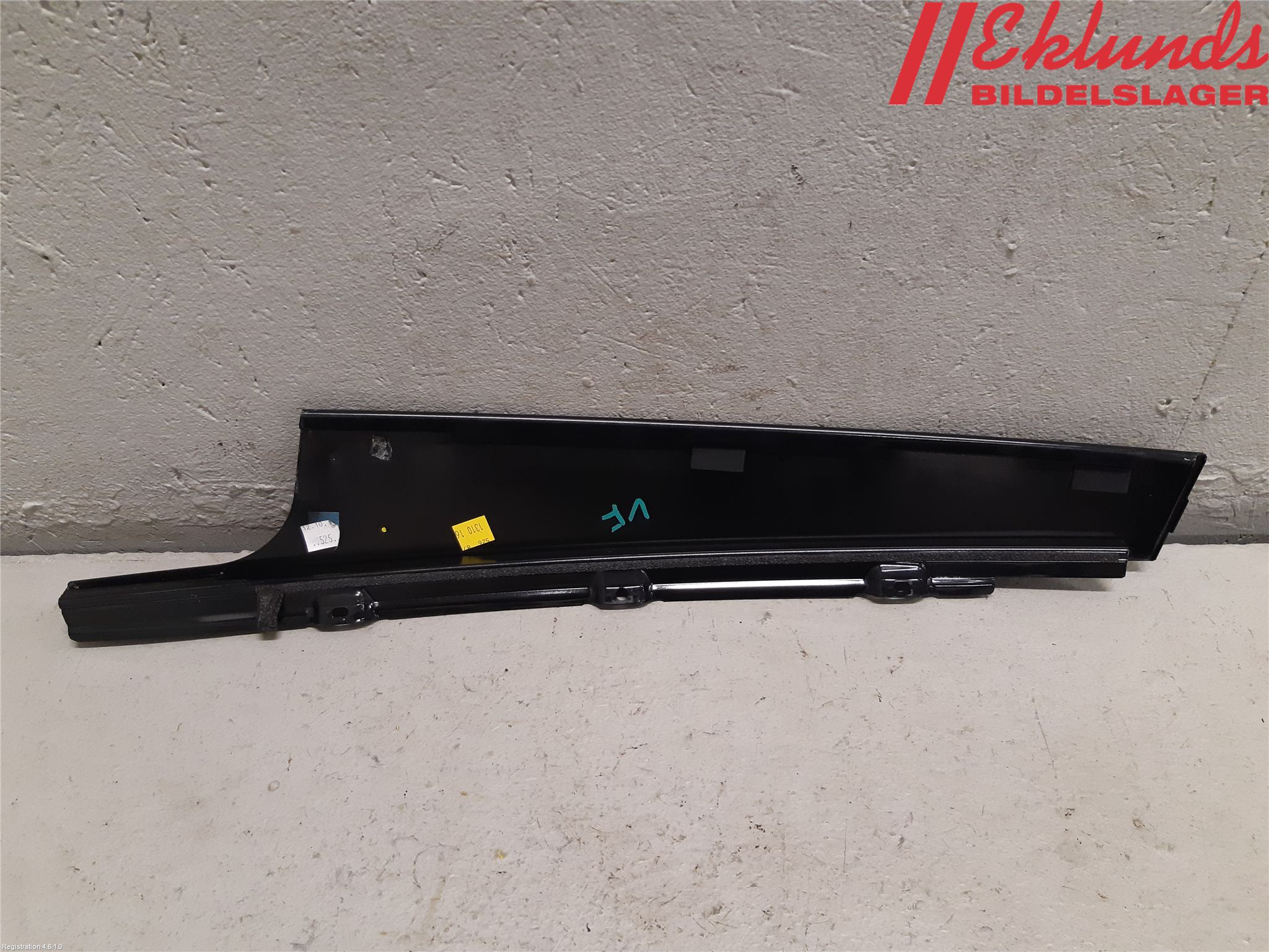 Volvo XC90/RECHARGE 16- Dörr Dekorlist Fram Vä