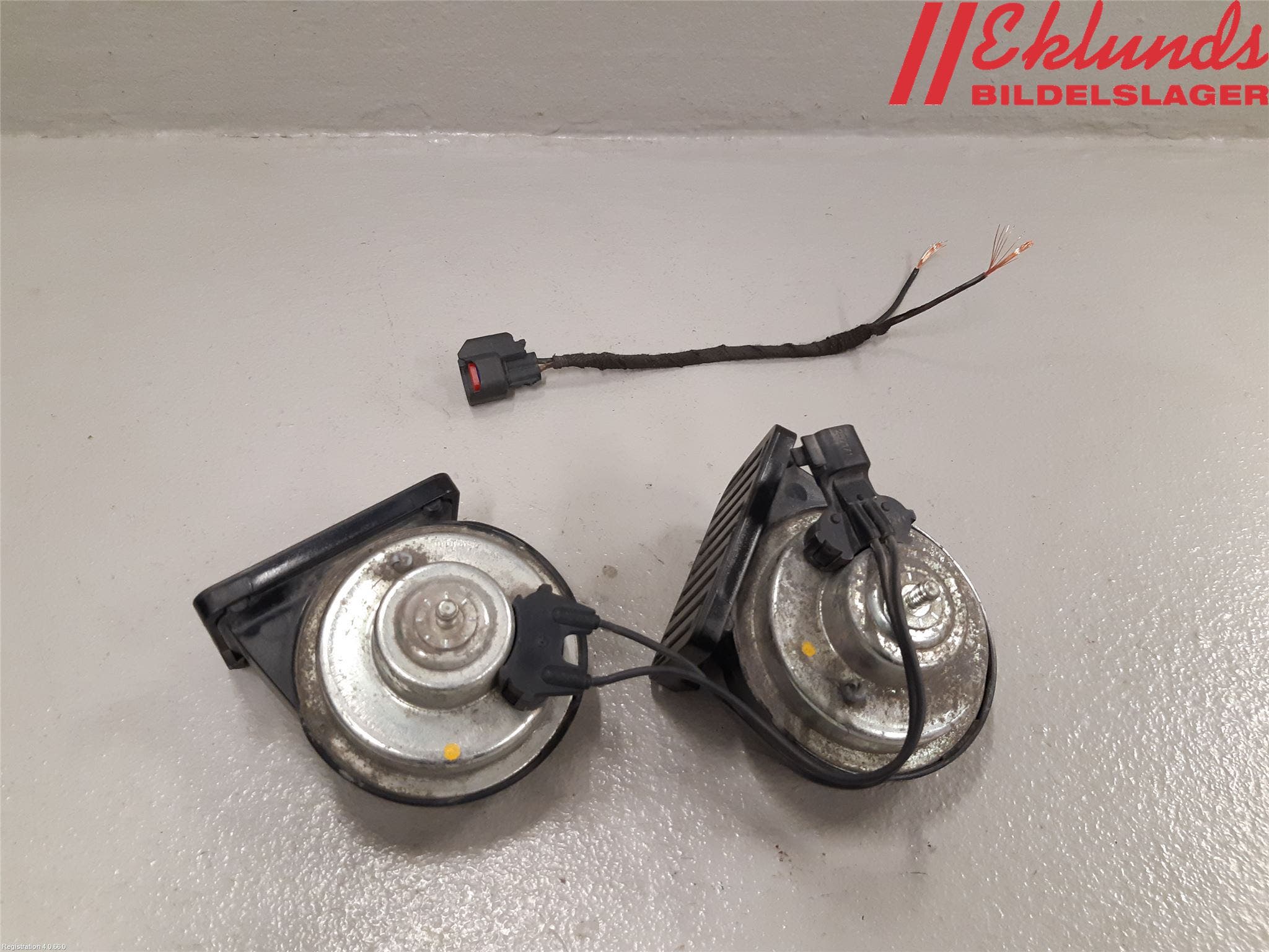 Opel ASTRA J 10-15 Signalhorn