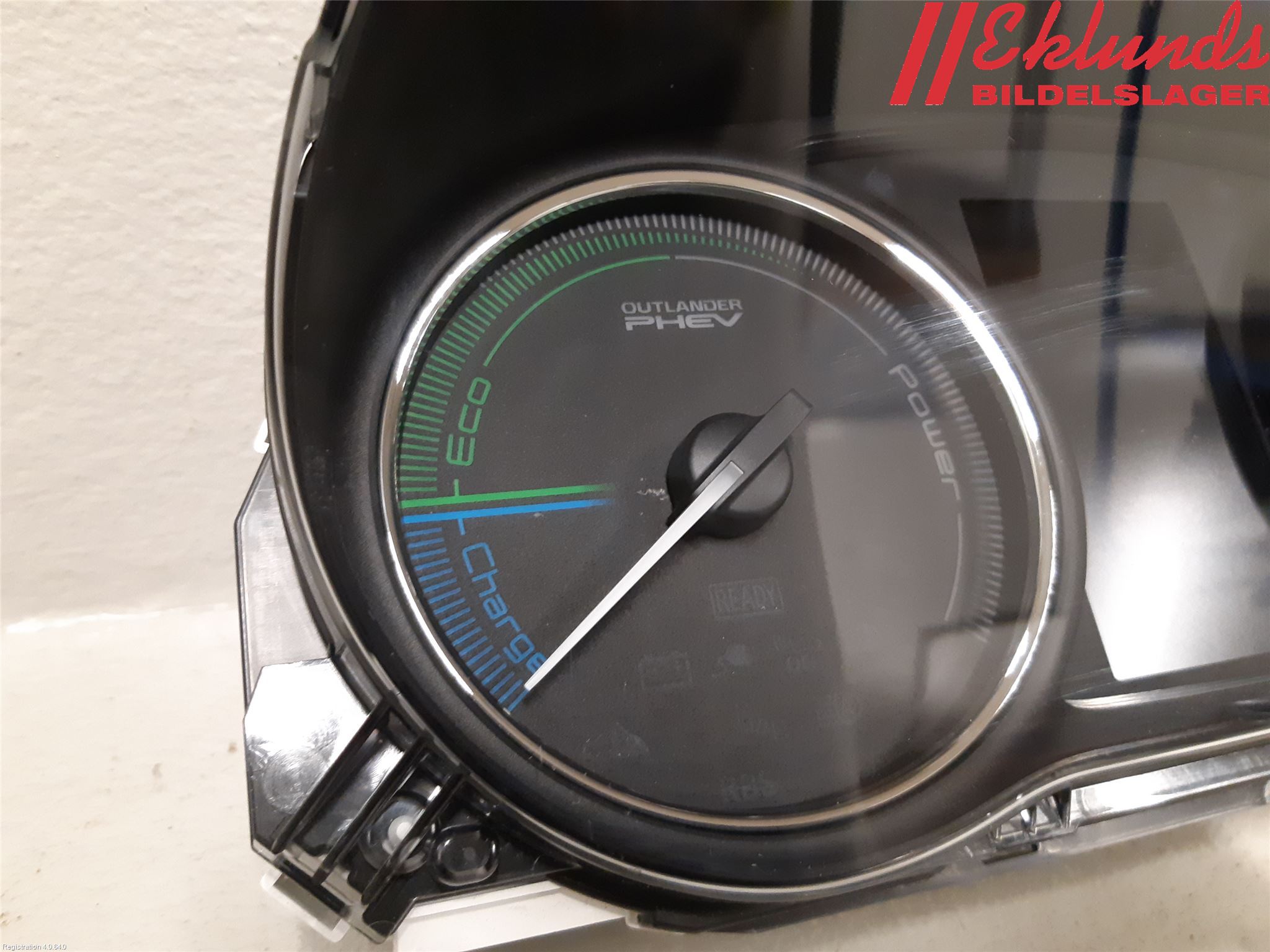 Mitsubishi OUTLANDER 13-21 Instrument Komb