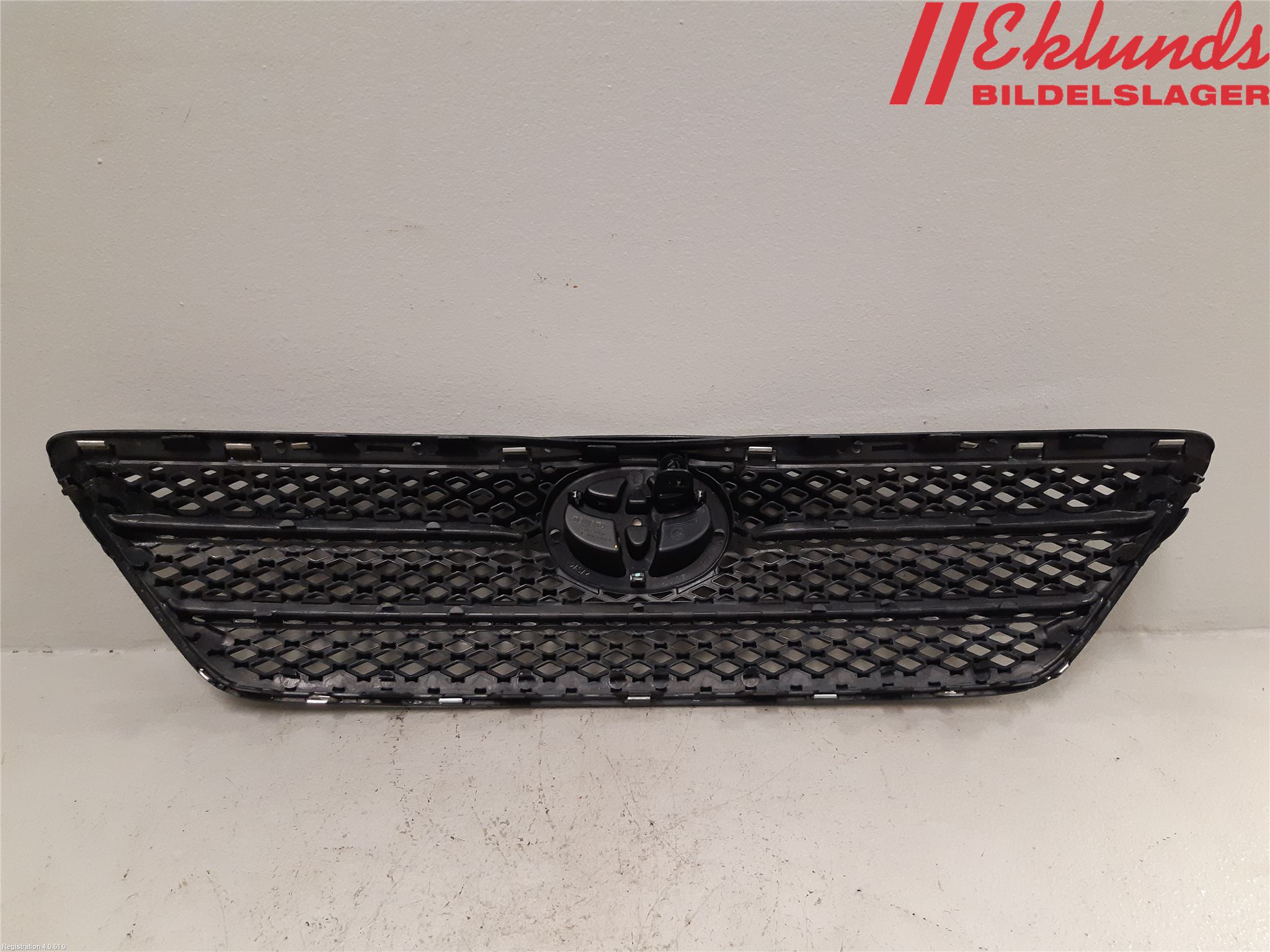 Toyota COROLLA 02-07 Grill Komp