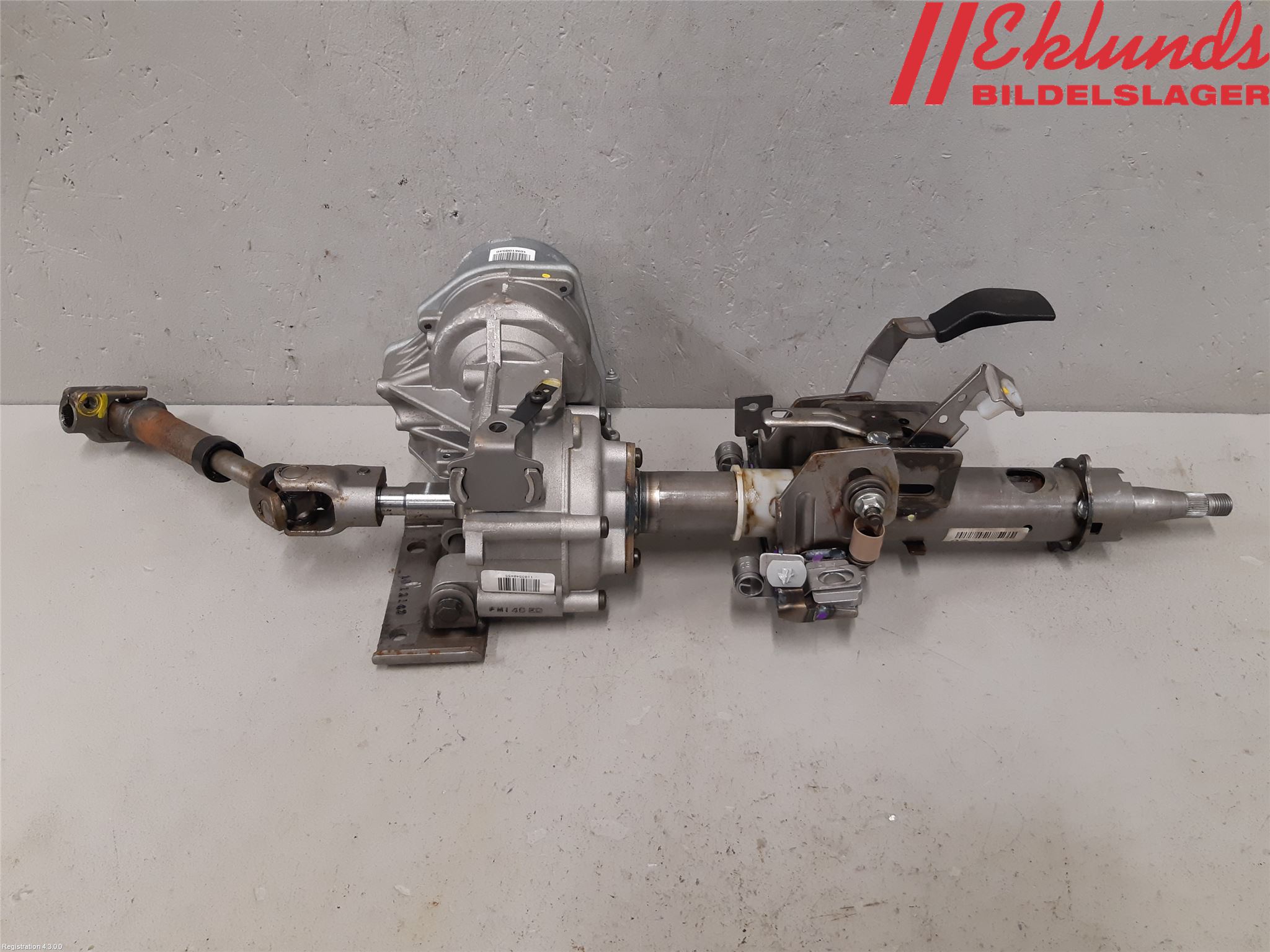 Kia CEED 06-12 Rattaxelagg Med Inb Servo