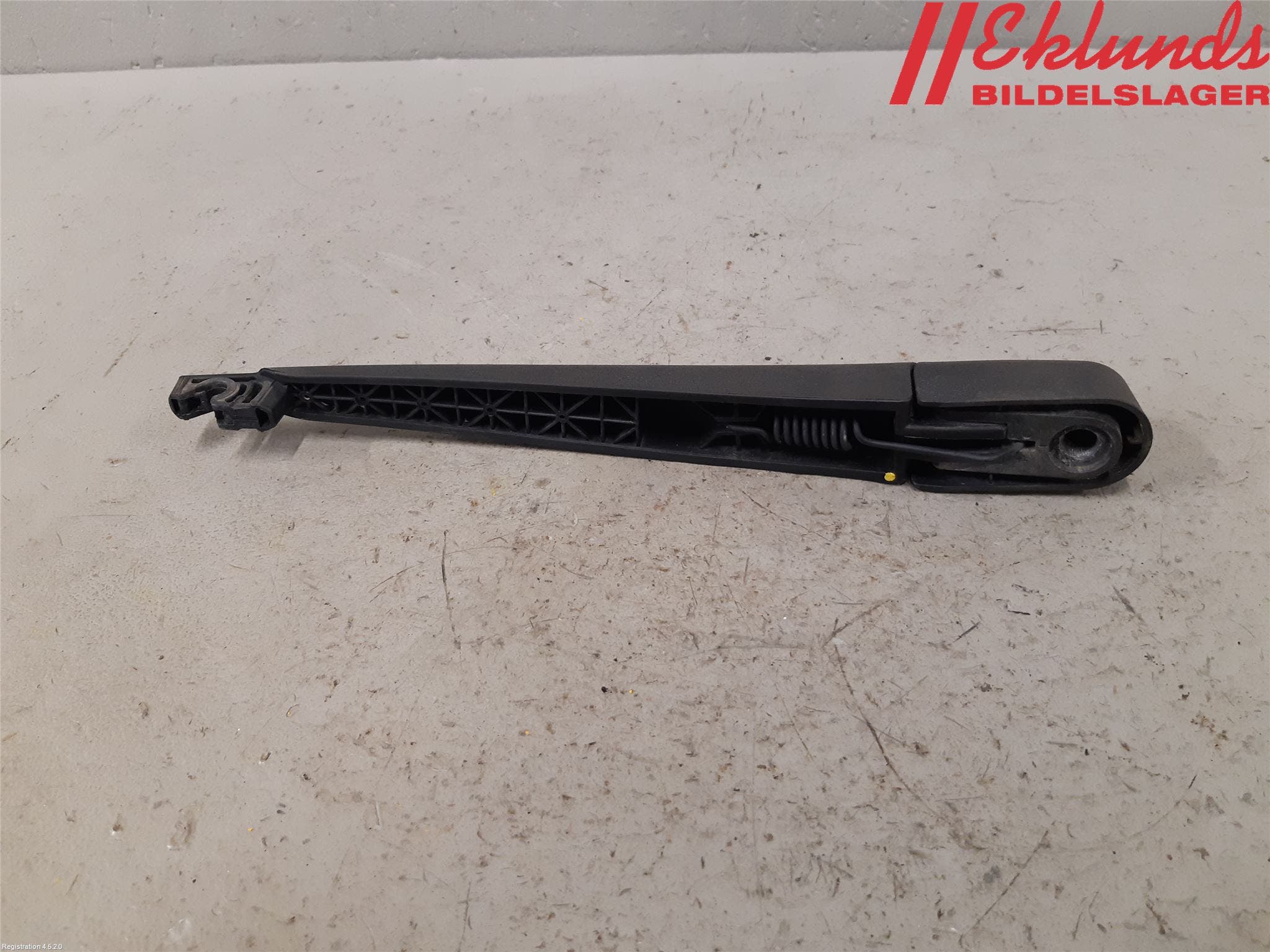 Hyundai i30 FD 07-12 Torkararm-Bakruta