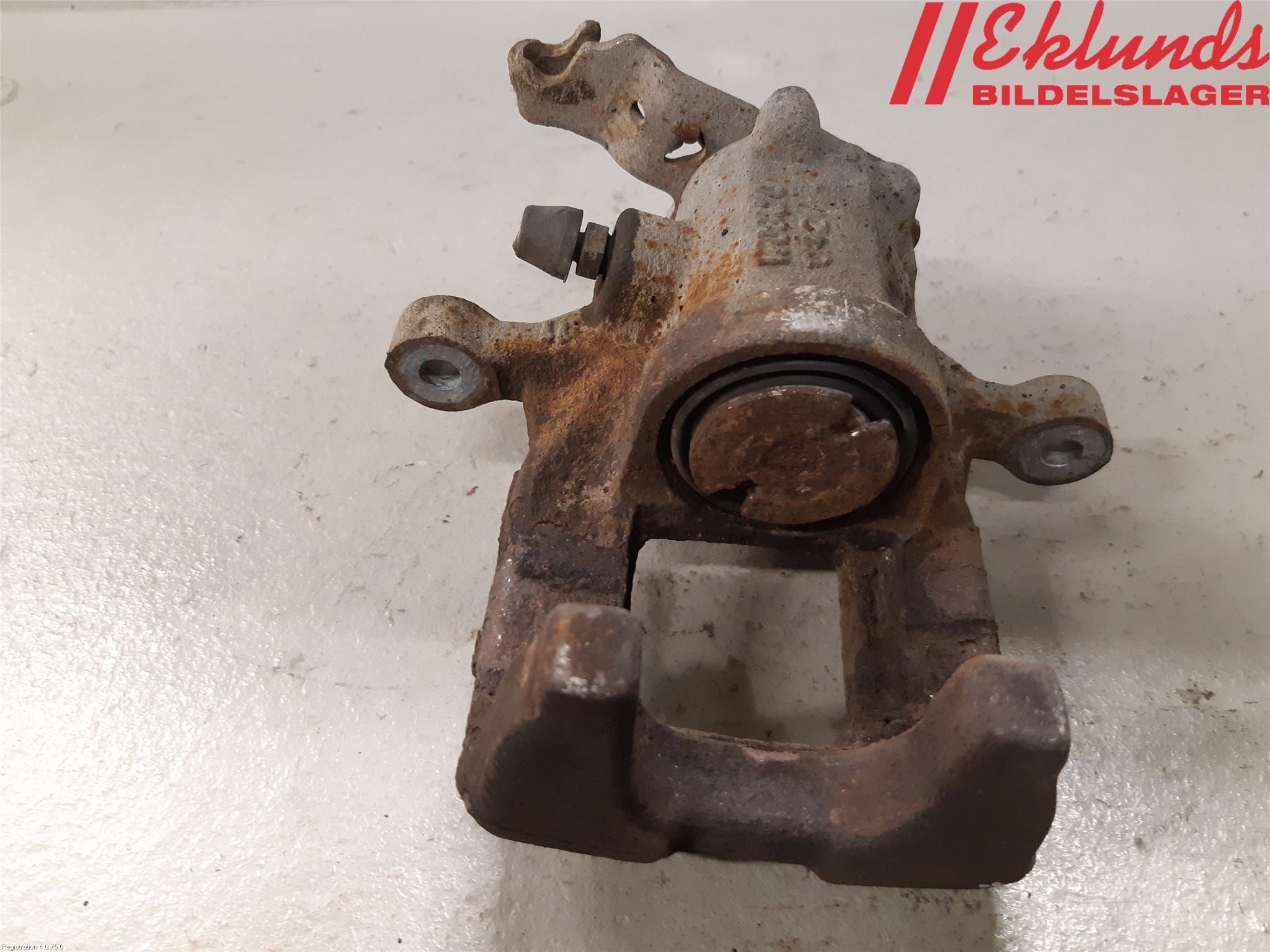 Volkswagen VW TOURAN 10-15 Bromsok Bak Vänster