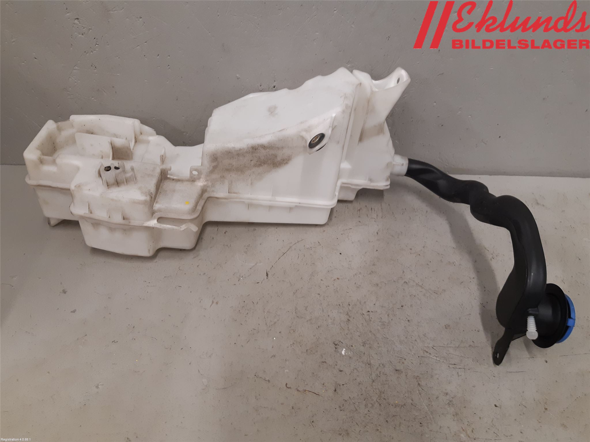 Volvo V60 19- Spolartank Vindruta-Strål