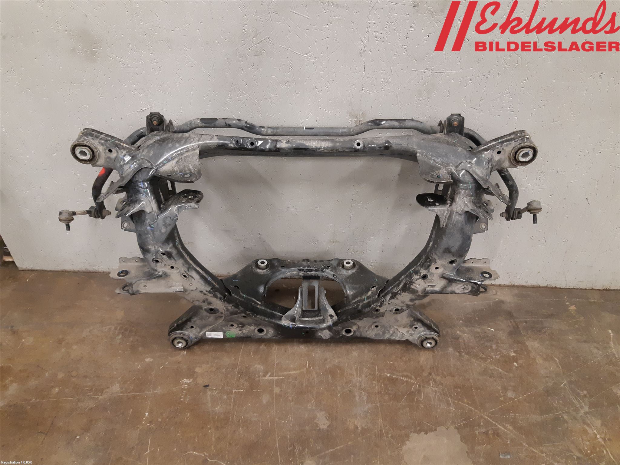 Tesla MODEL Y 21- Bakaxelbalk