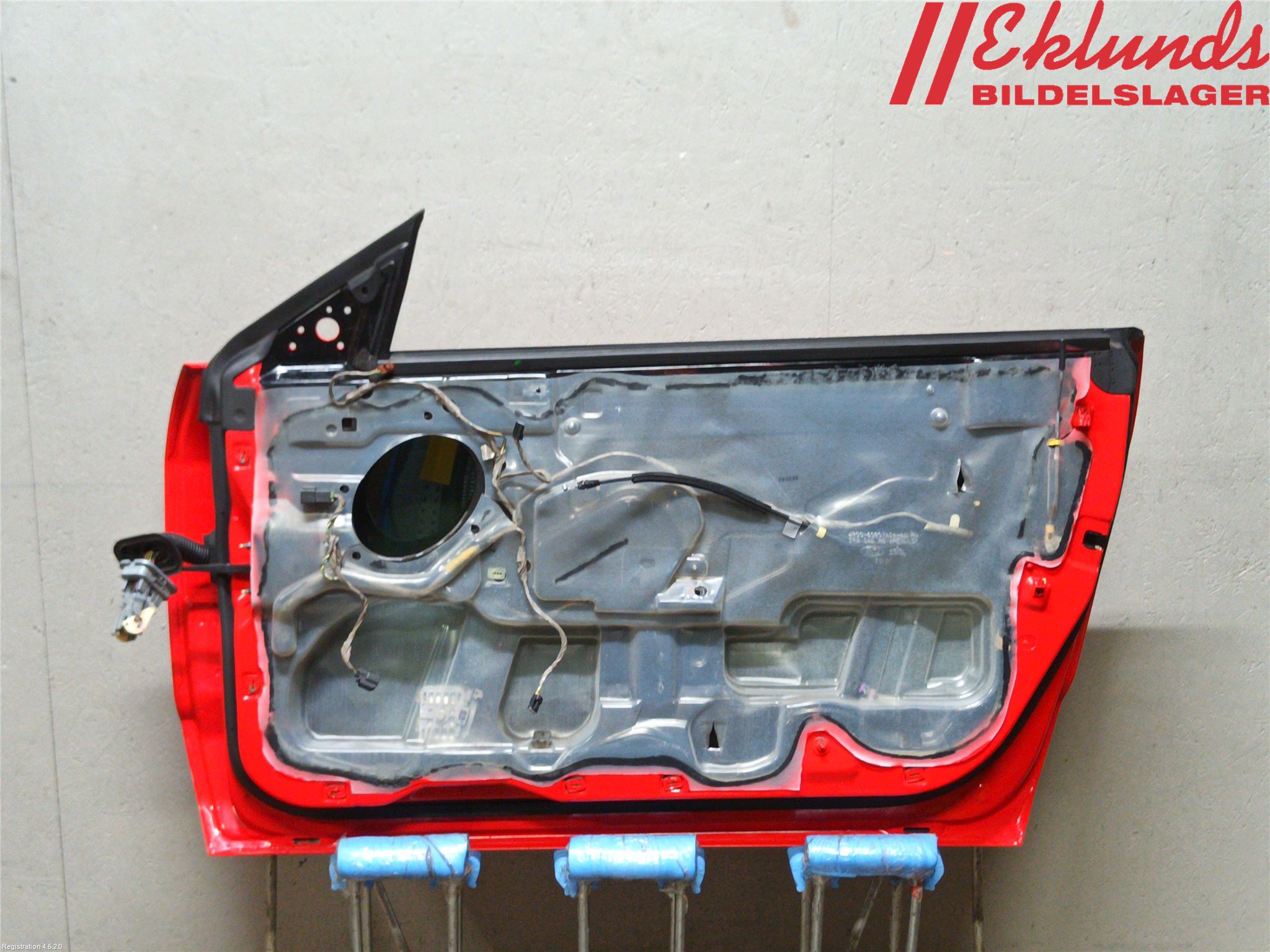 Ford MUSTANG V 05-14 Dörr Fram Höger