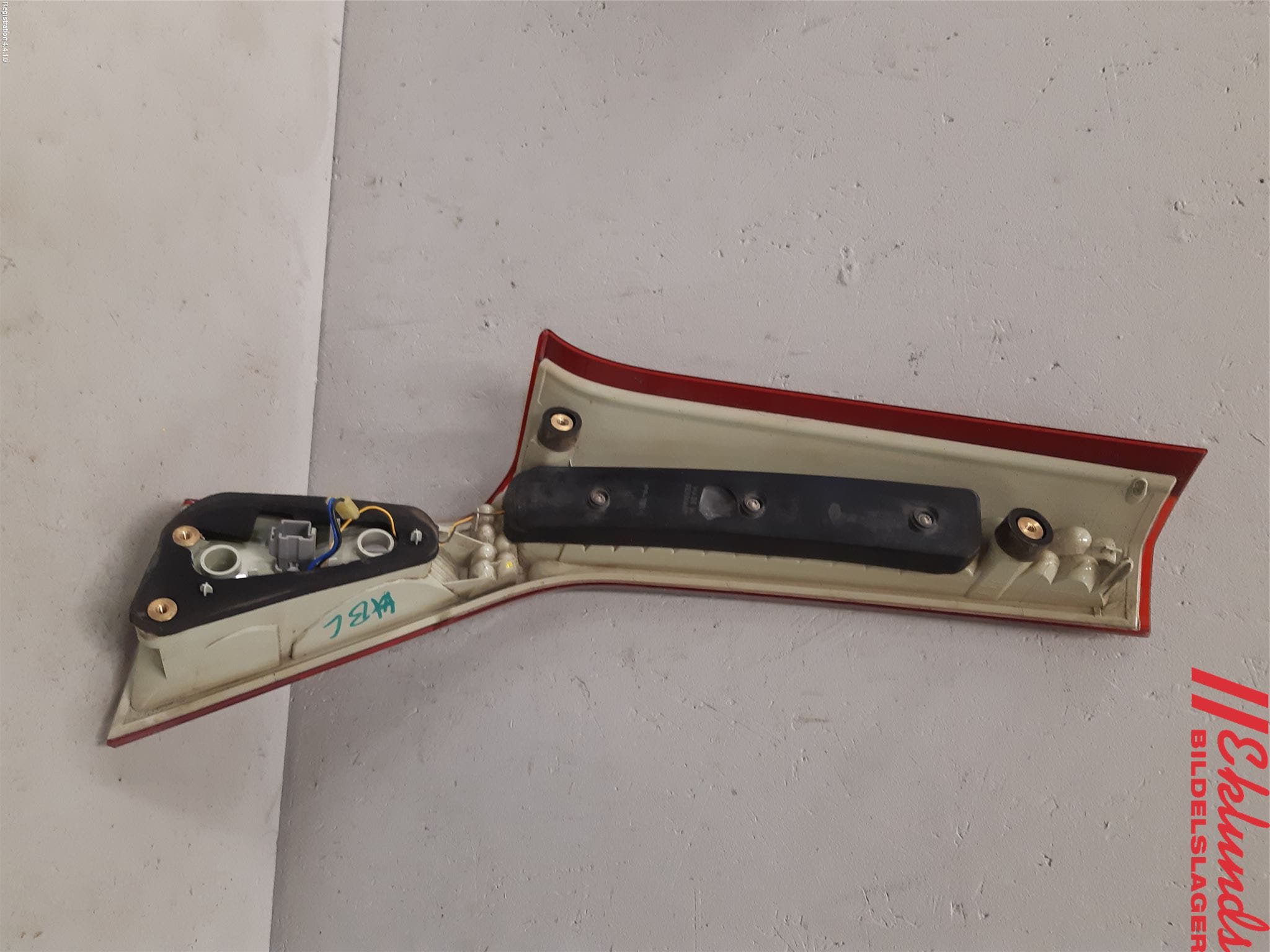 Volvo V70 08-13 Bakljus Lucka Hö