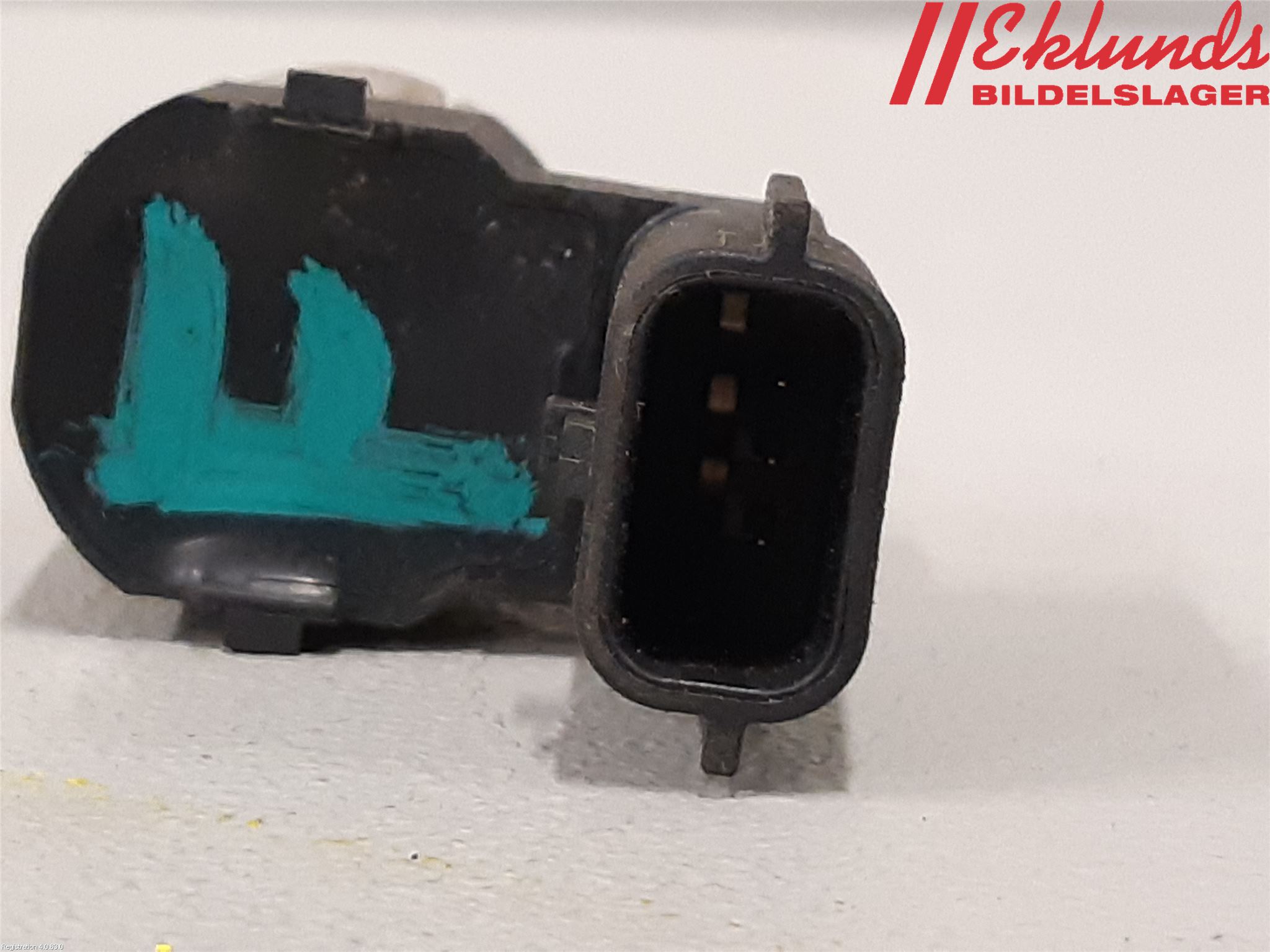 Nissan X-TRAIL 14-21 Parkeringshjälp Frontsensor