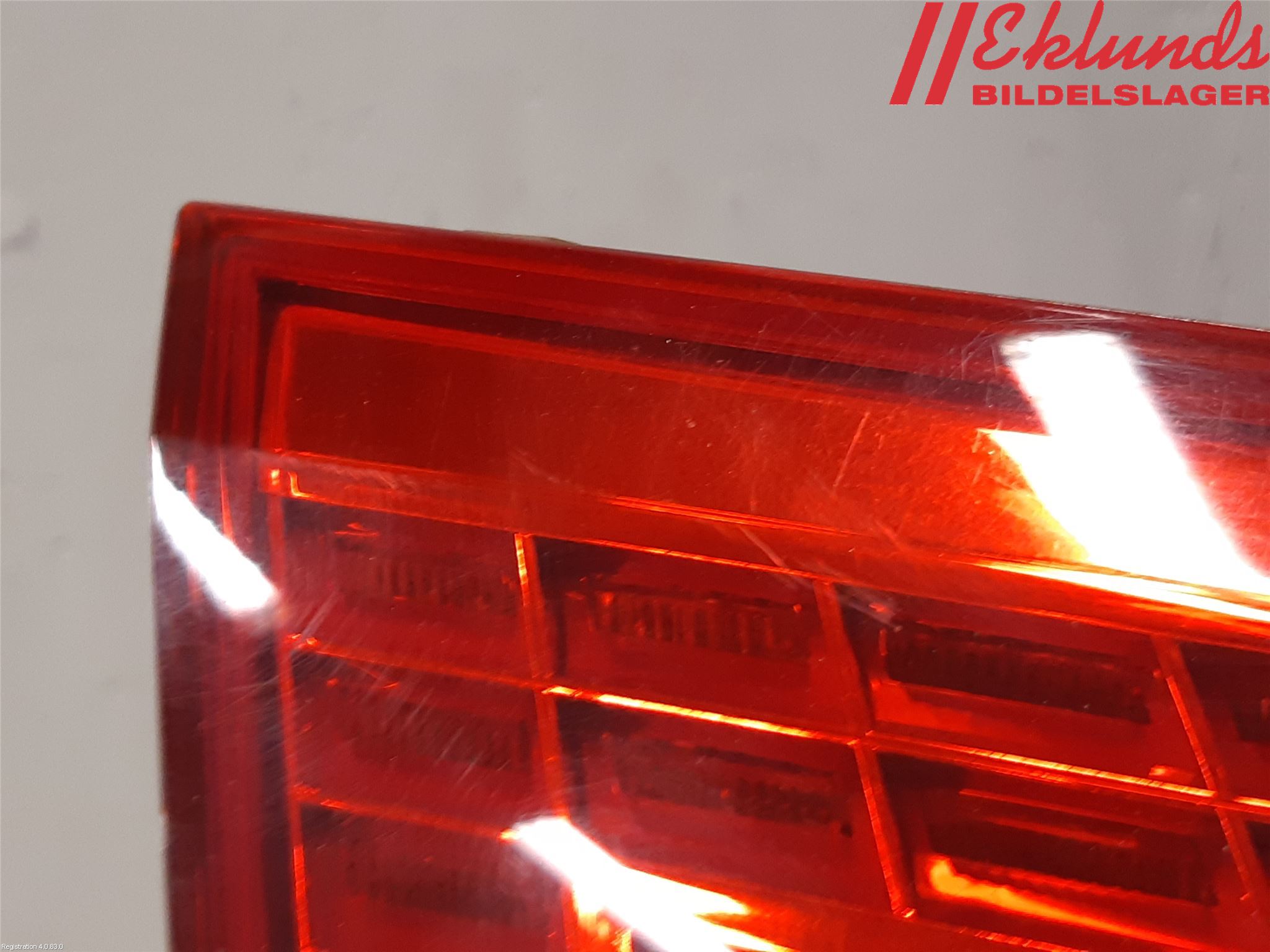 Volkswagen VW PASSAT 11-14 Bakljus Lucka Vä