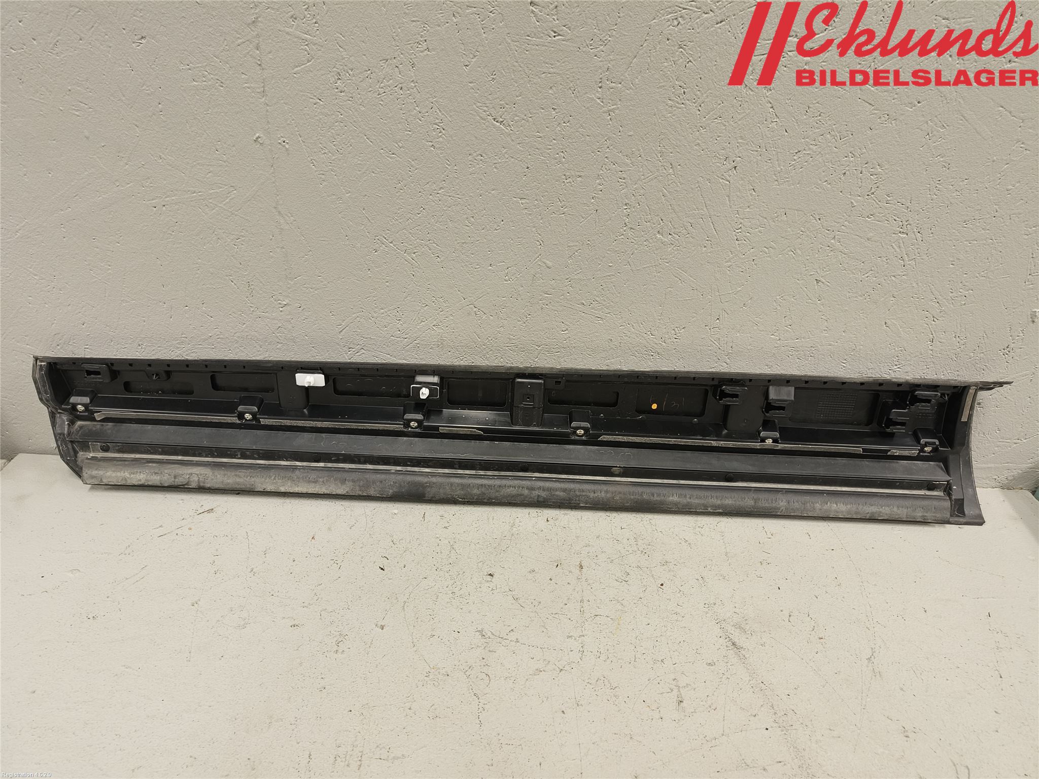 Honda HR-V 21- Dörr Dekorlist Fram Hö