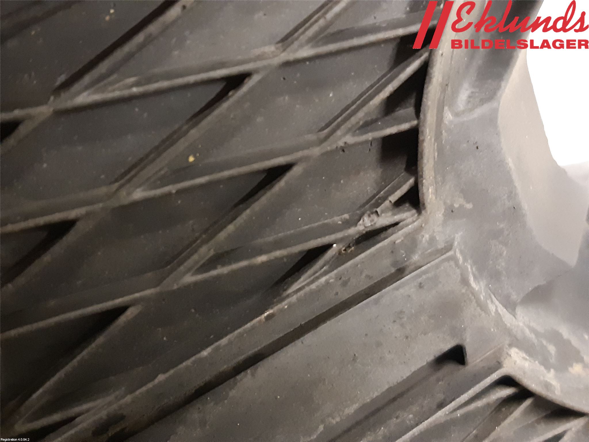 Volkswagen VW TIGUAN 07-16 Dimljussarg Fram