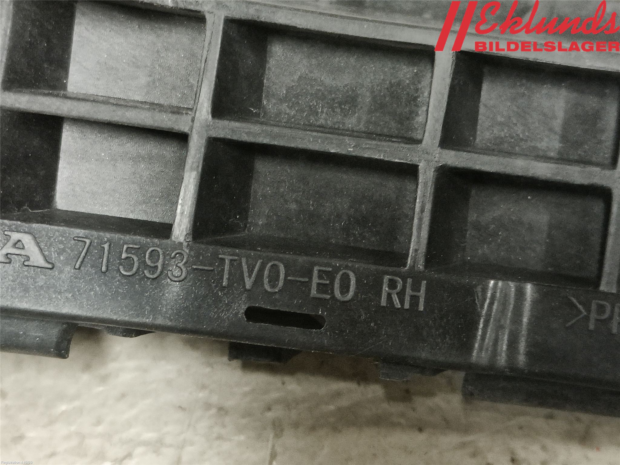Honda CIVIC 12-16 Stötfångarfäste Bak Hö