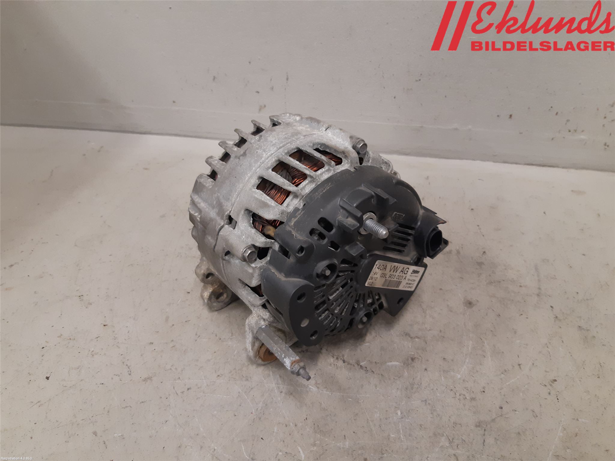 Volkswagen VW GOLF VI 09-13 Generator