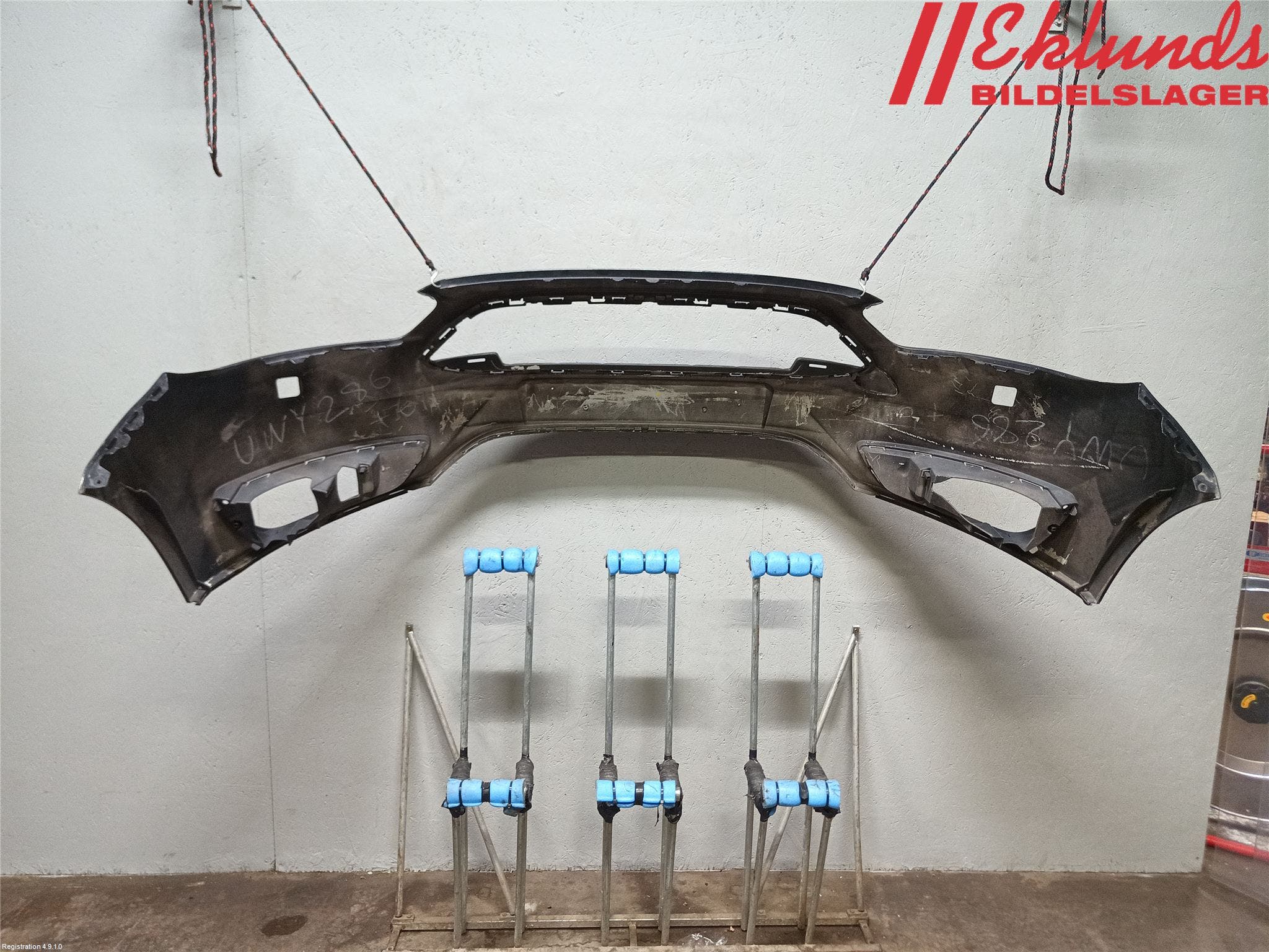 Ford FOCUS 15-18 Stötfångarbeklädnad Fram