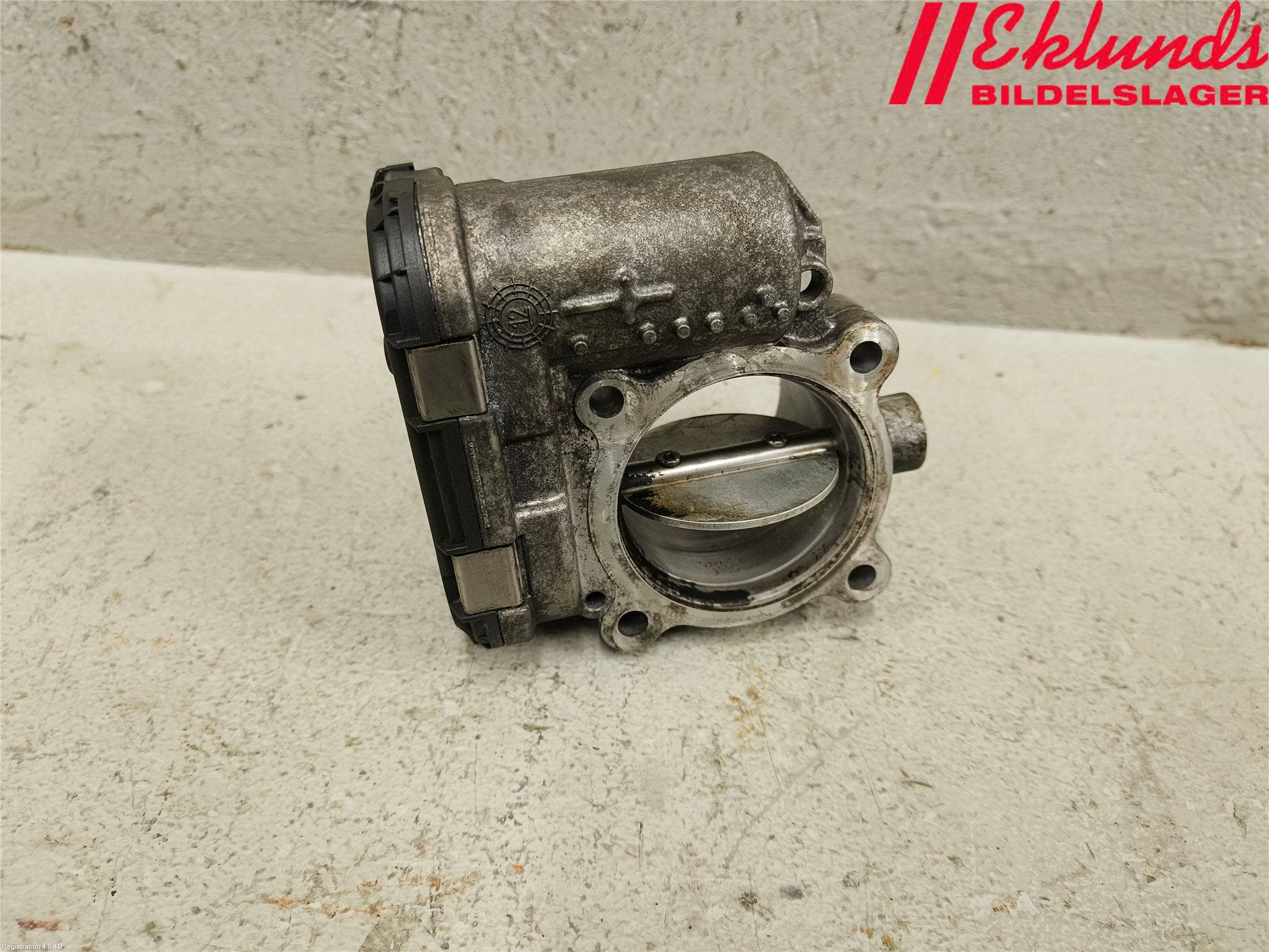 Volvo V40 CROSS COUNTRY 13-19 Injspjällhus