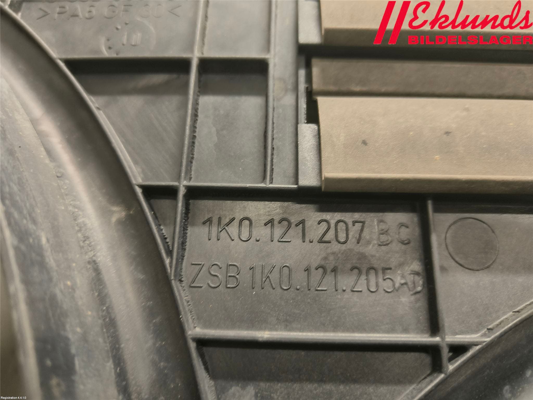 Volkswagen VW CADDY 04-10 Kylfläkt El