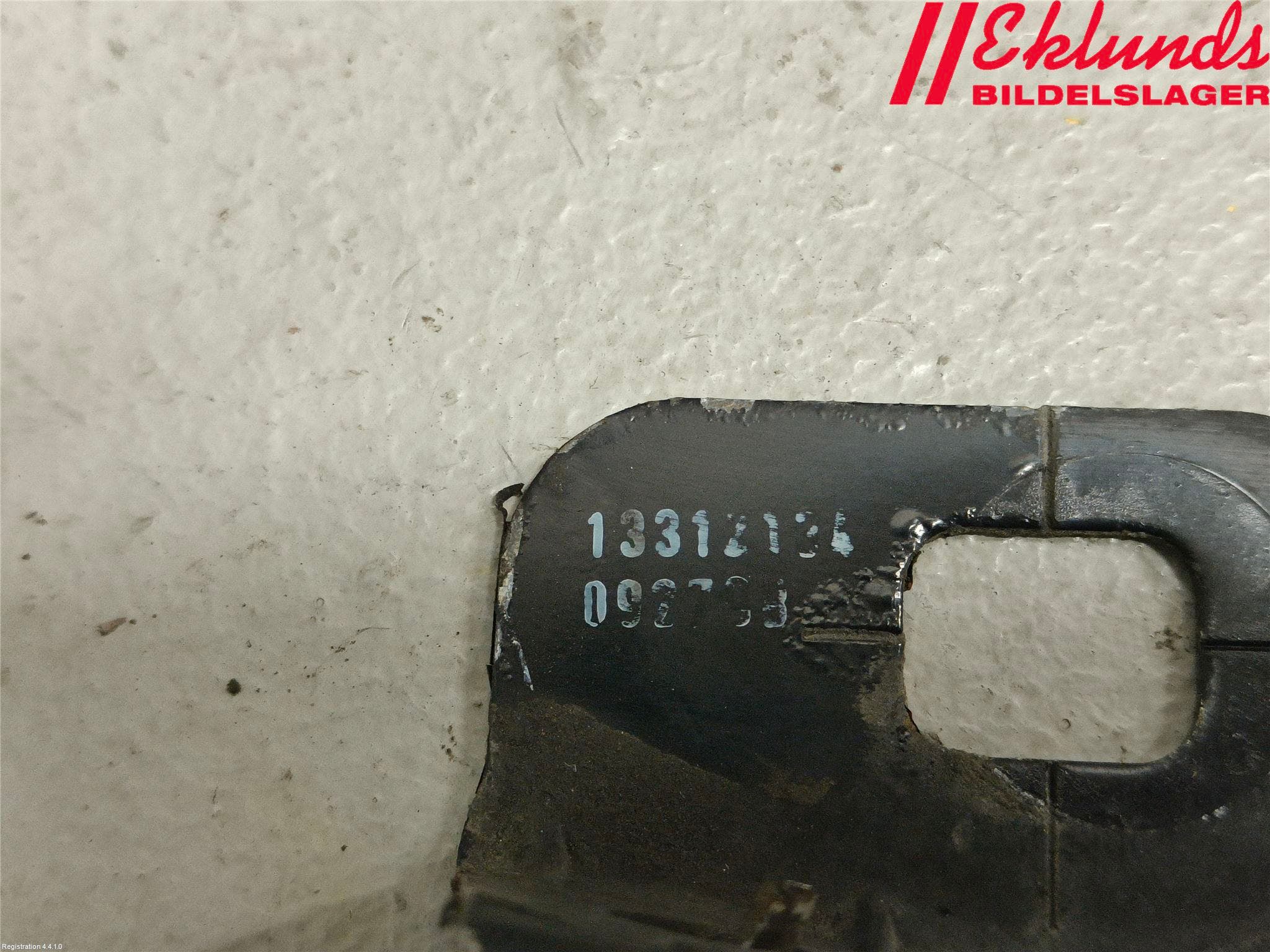 Opel ASTRA J 10-15 Huvlås