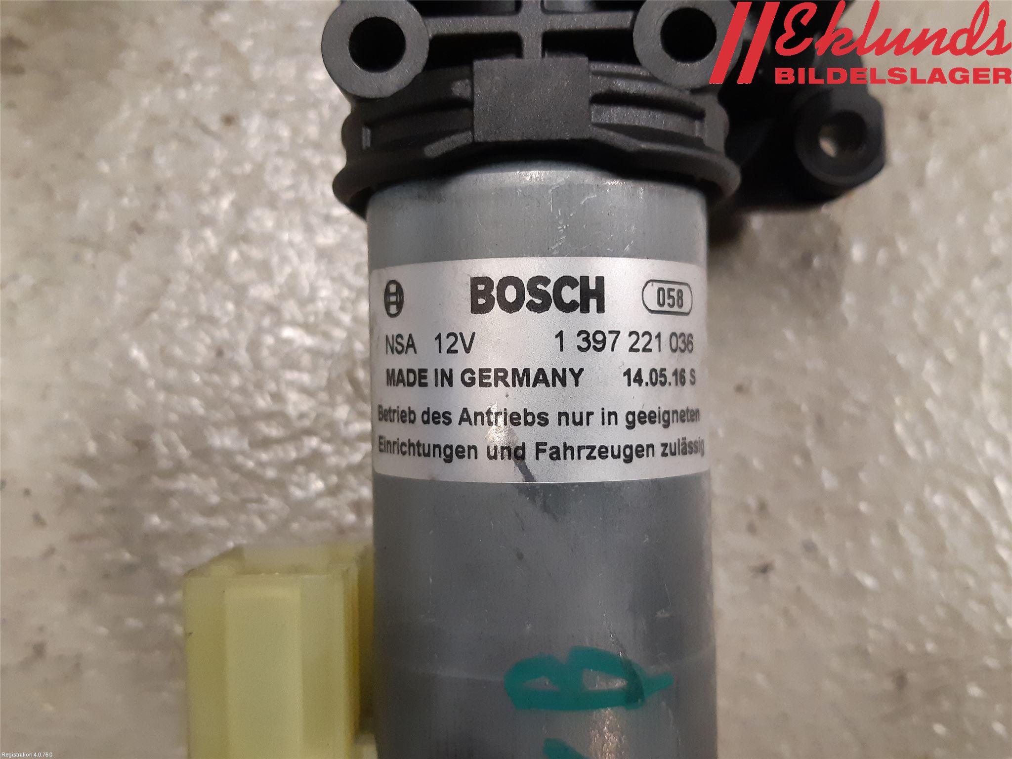 Audi A4/S4 B9 16-19 Bakluckeöppnare Automatisk