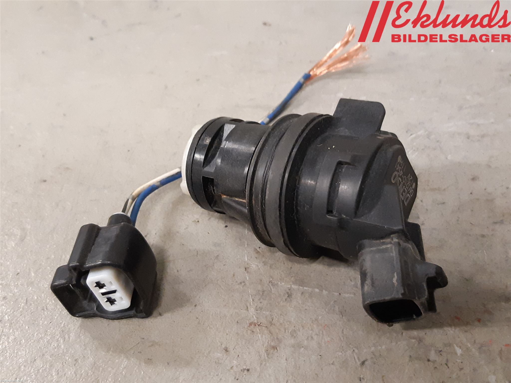 Lexus IS 220d/250/350 06-13 Spolarpump Vindruta