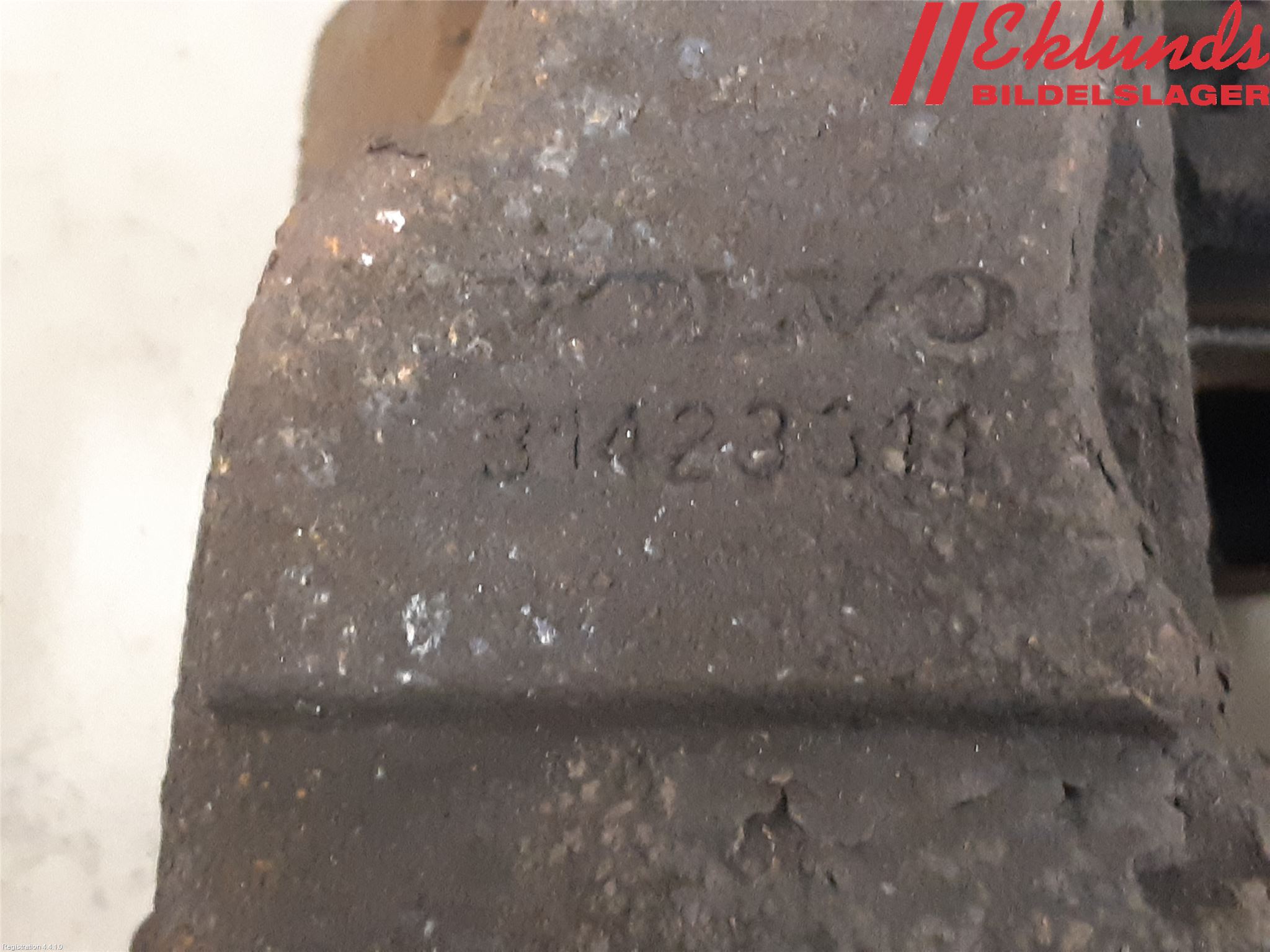 Volvo XC60 14-17 Bromsok Fram Vänster