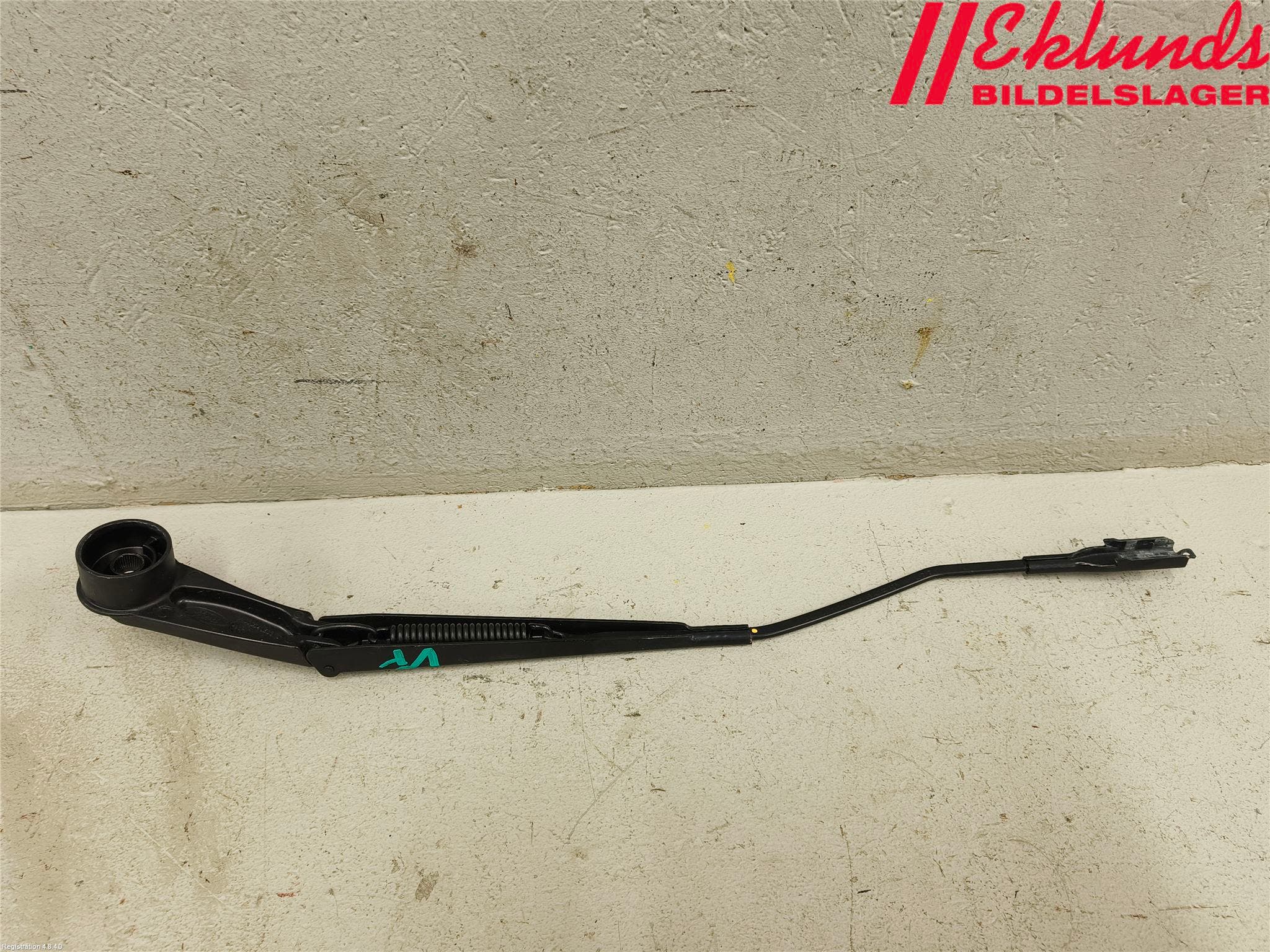 Ford TRANSIT/TOURNEO CONNECT 13-22 Torkararm Armar Vindruta