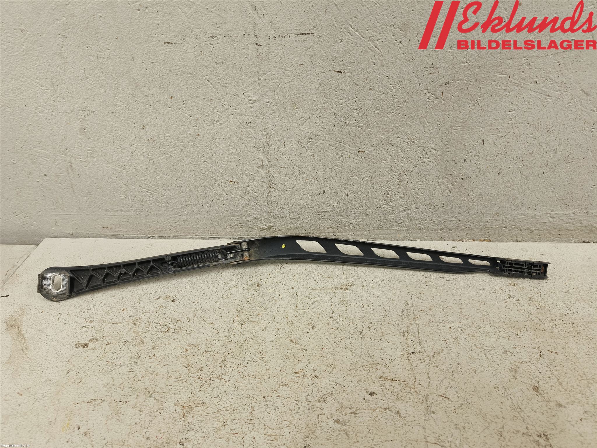 BMW 5 E60/61 Sed/Tou 02-10 Torkararm Armar Vindruta