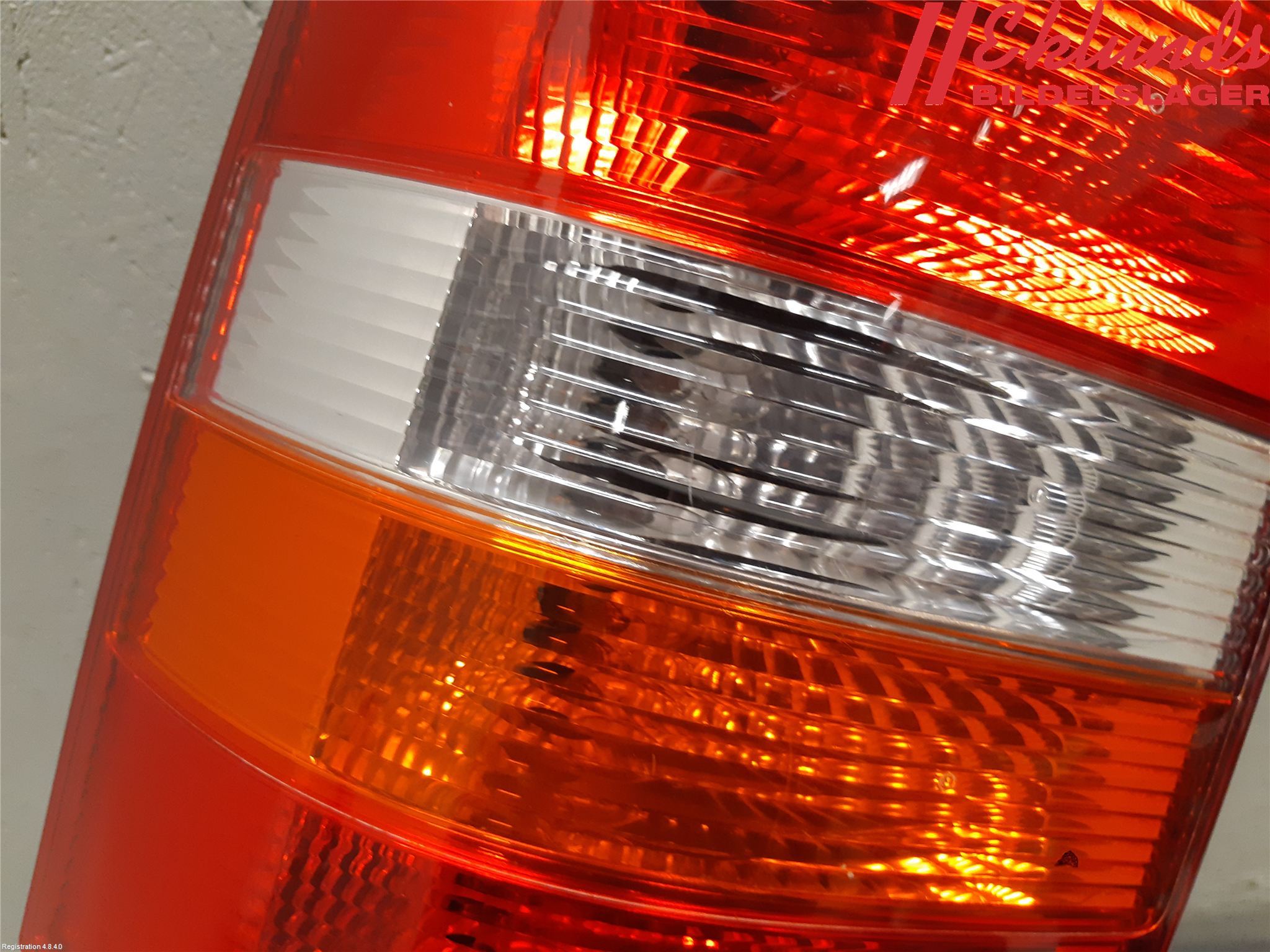 Volkswagen VW TRANSP/CARAVELLE (T5) 04-15 Bakljus Vänster