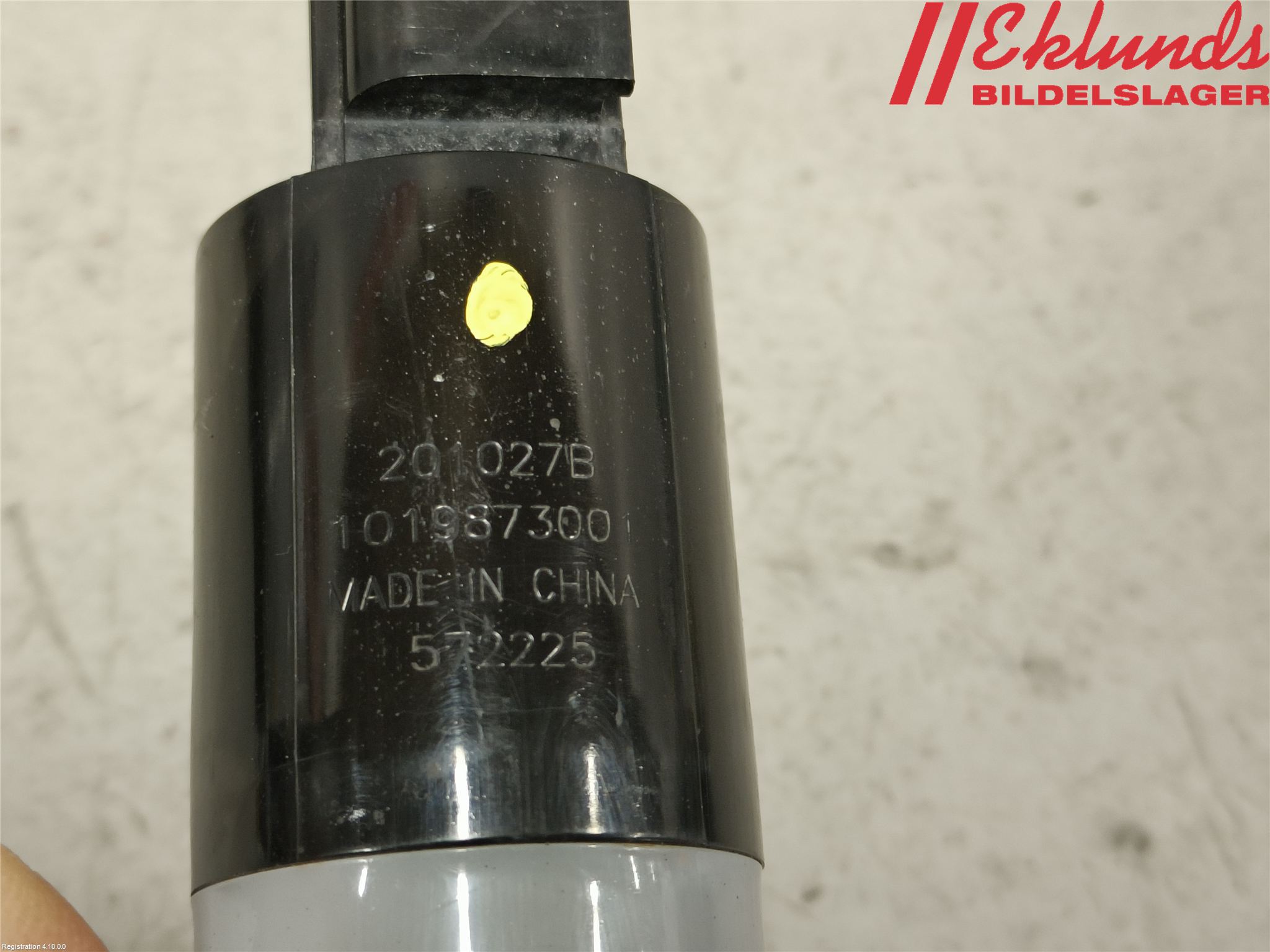 Volvo V90 17->> Spolarpump Högtryck