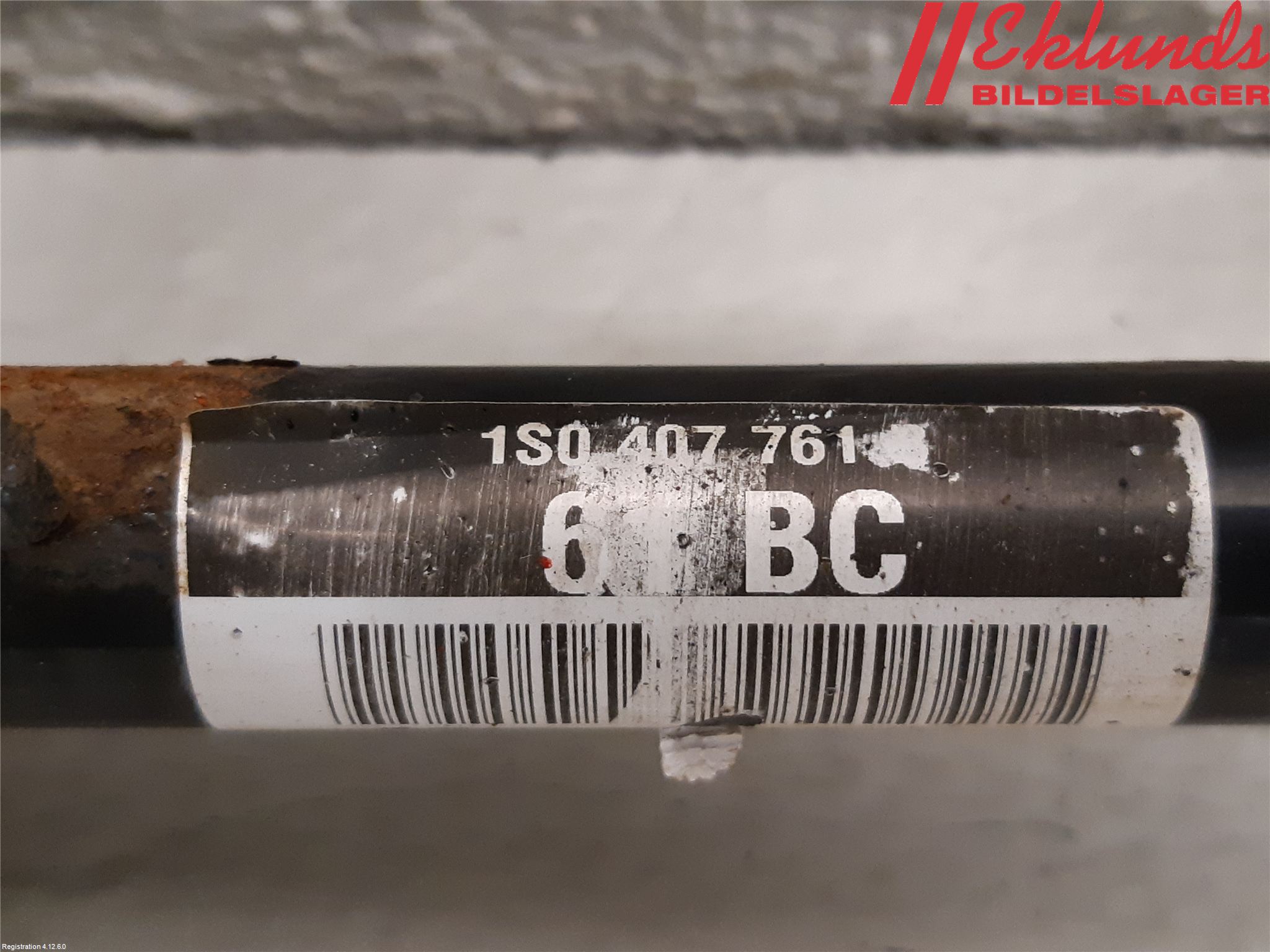 Volkswagen VW UP! / E-UP! Drivaxel Fram Vänster