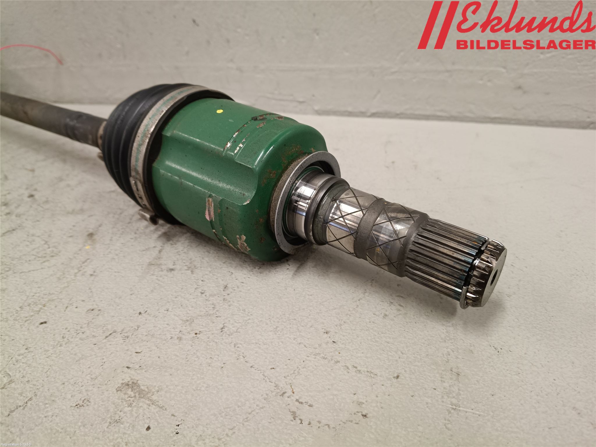 Subaru FORESTER SJ 13-18 Drivaxel Fram Vänster