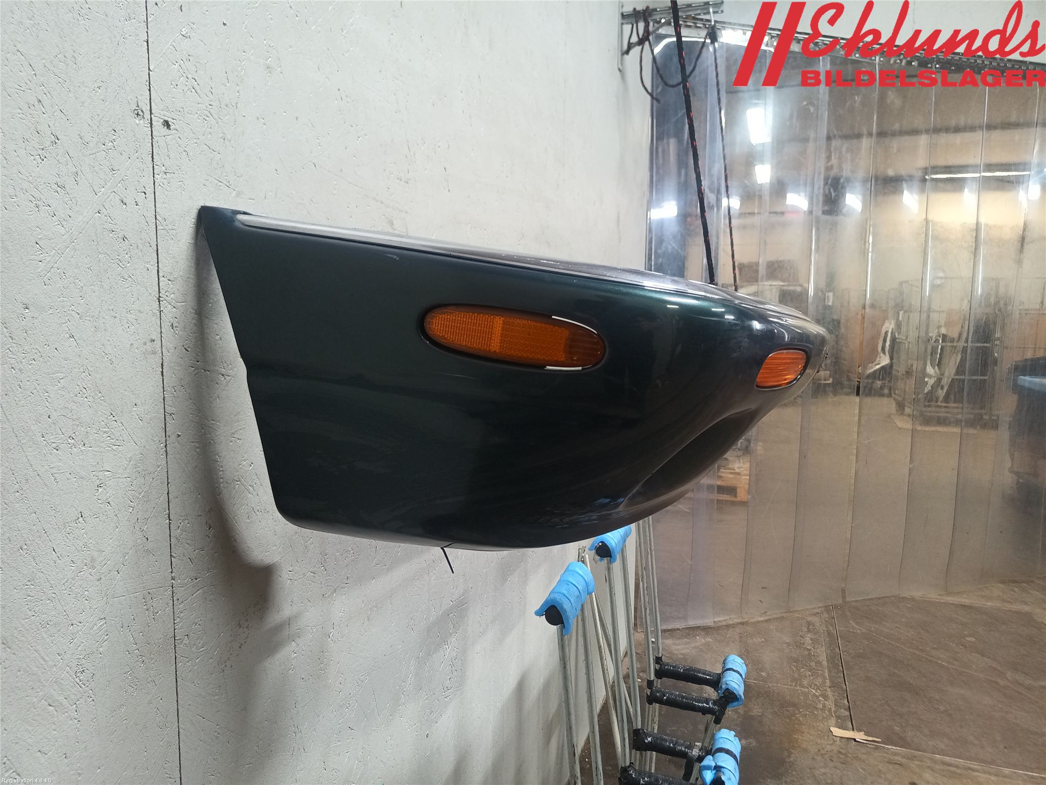 Jaguar XJ X308        98-02 Stötfångarbeklädnad Fram