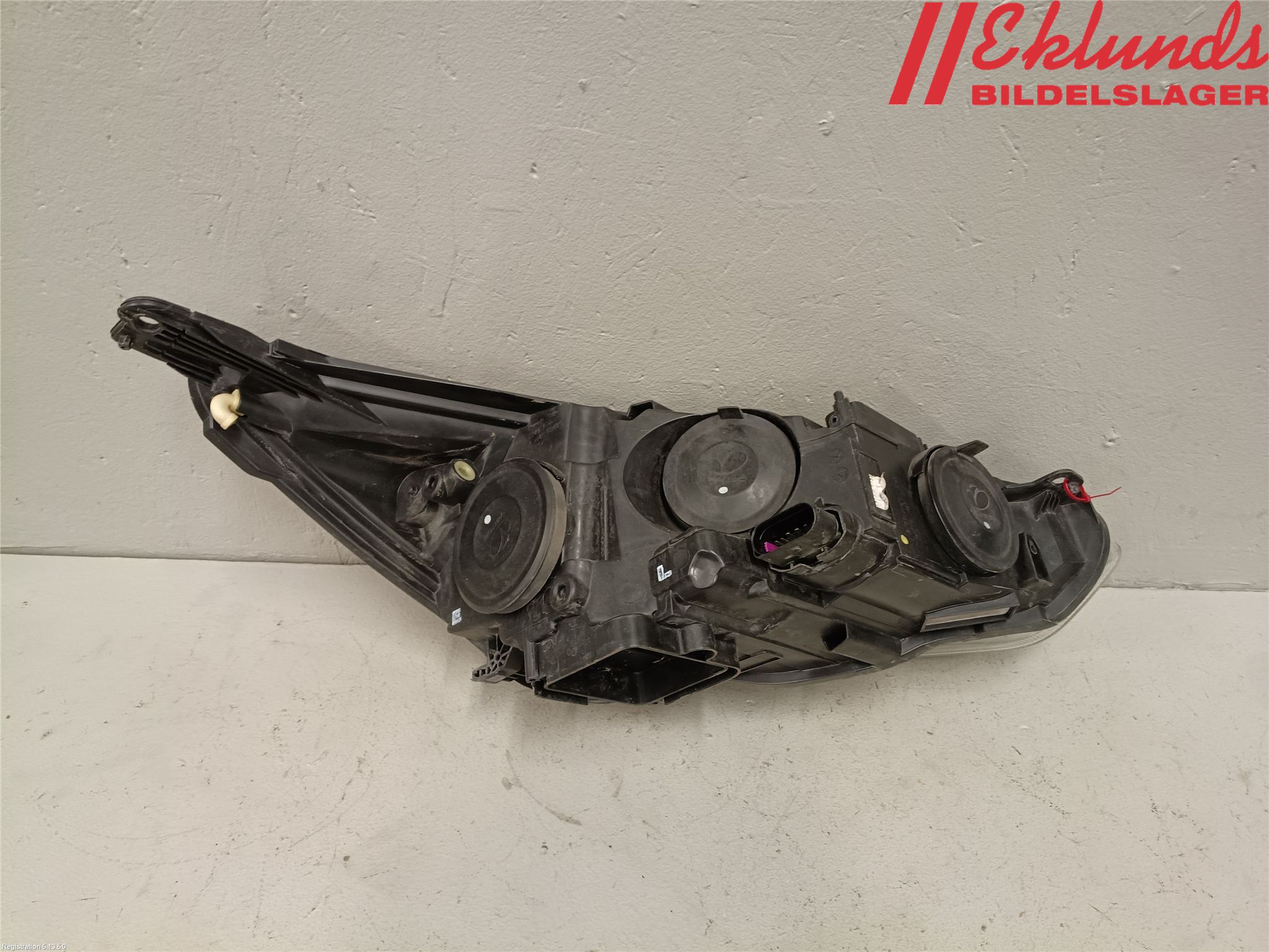Ford FOCUS 15-18 Strålkastare Vänster