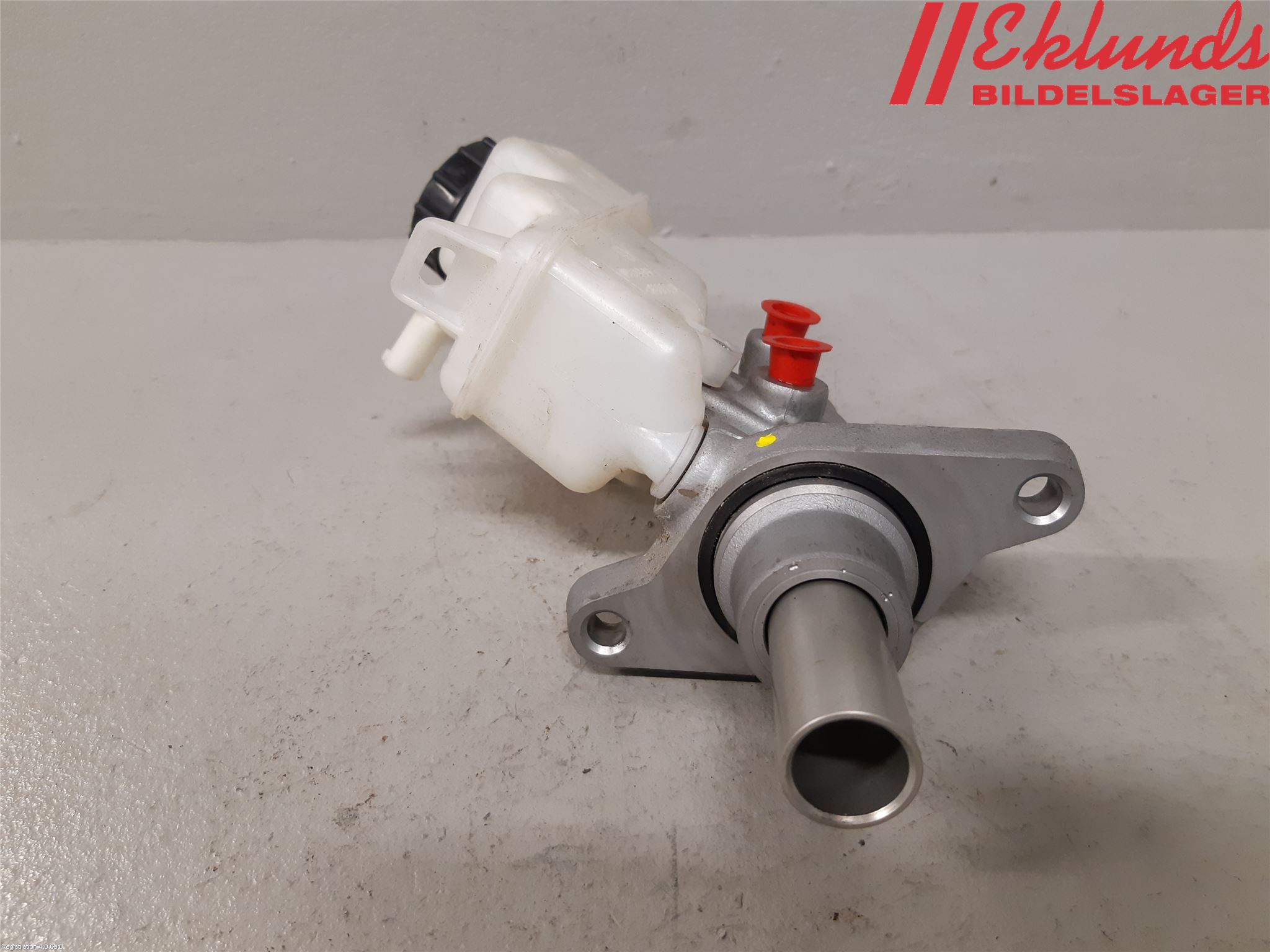 Toyota YARIS XP130 15-20 Broms Huvudcylinder