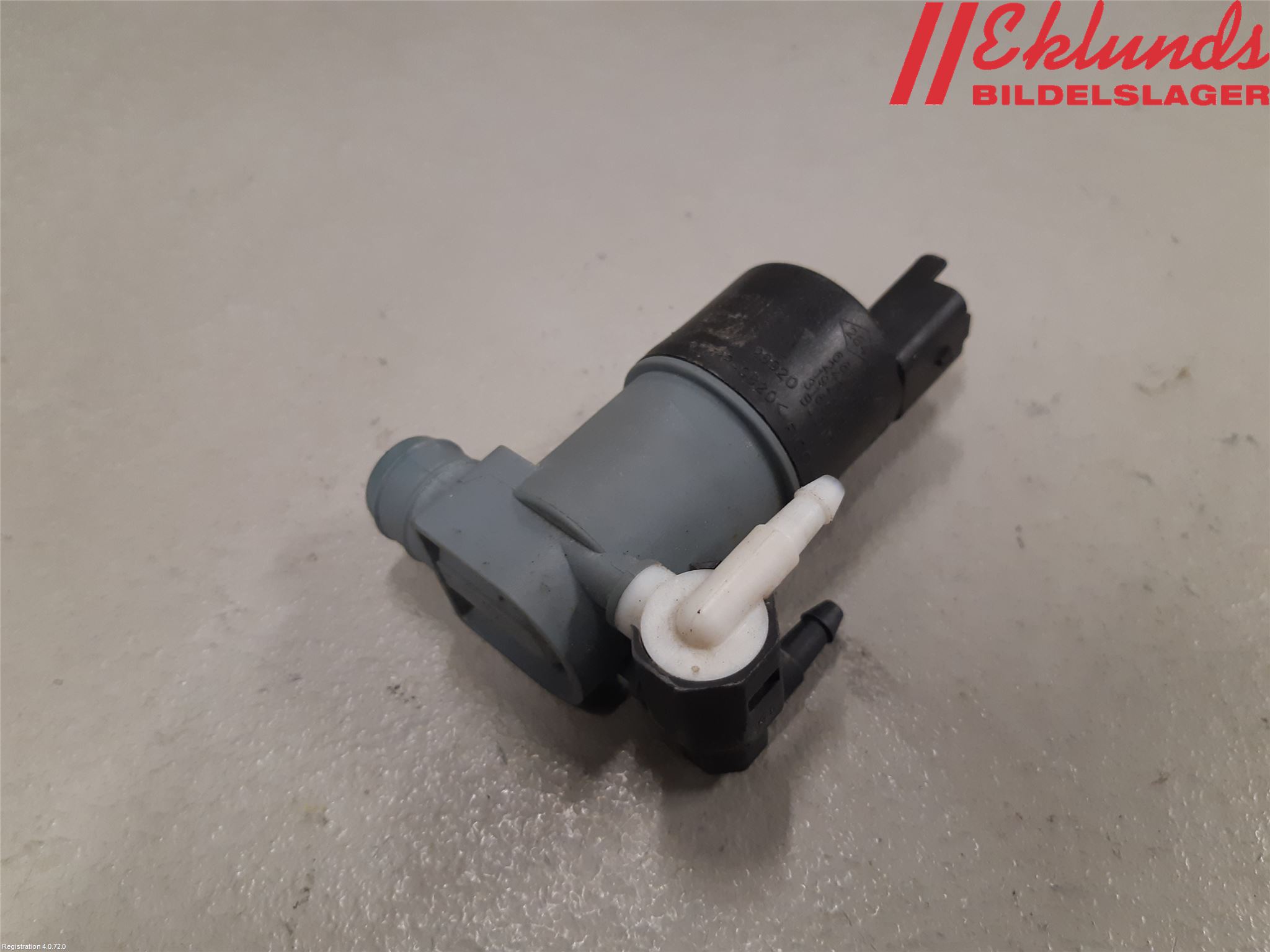 Nissan QASHQAI 14-17 Spolarpump Vindruta