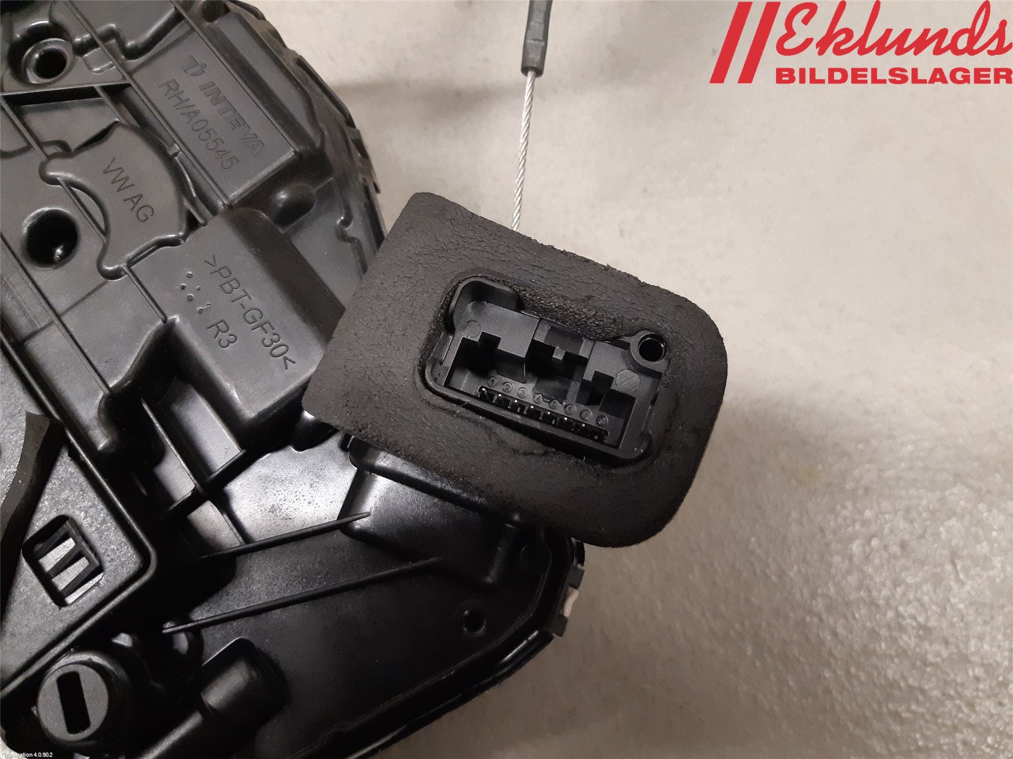 Volkswagen VW PASSAT 15-19 Låskista-Dörrlås