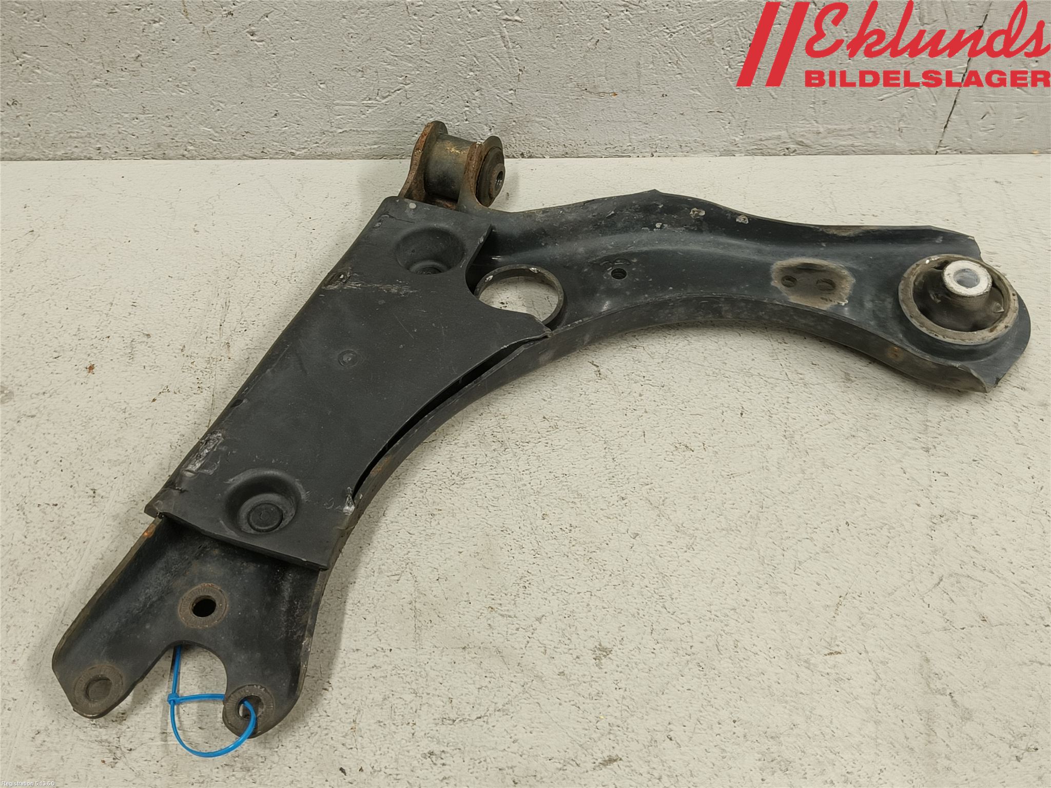 Volkswagen VW POLO VI 18->> Bärarm Fram Undre Hö