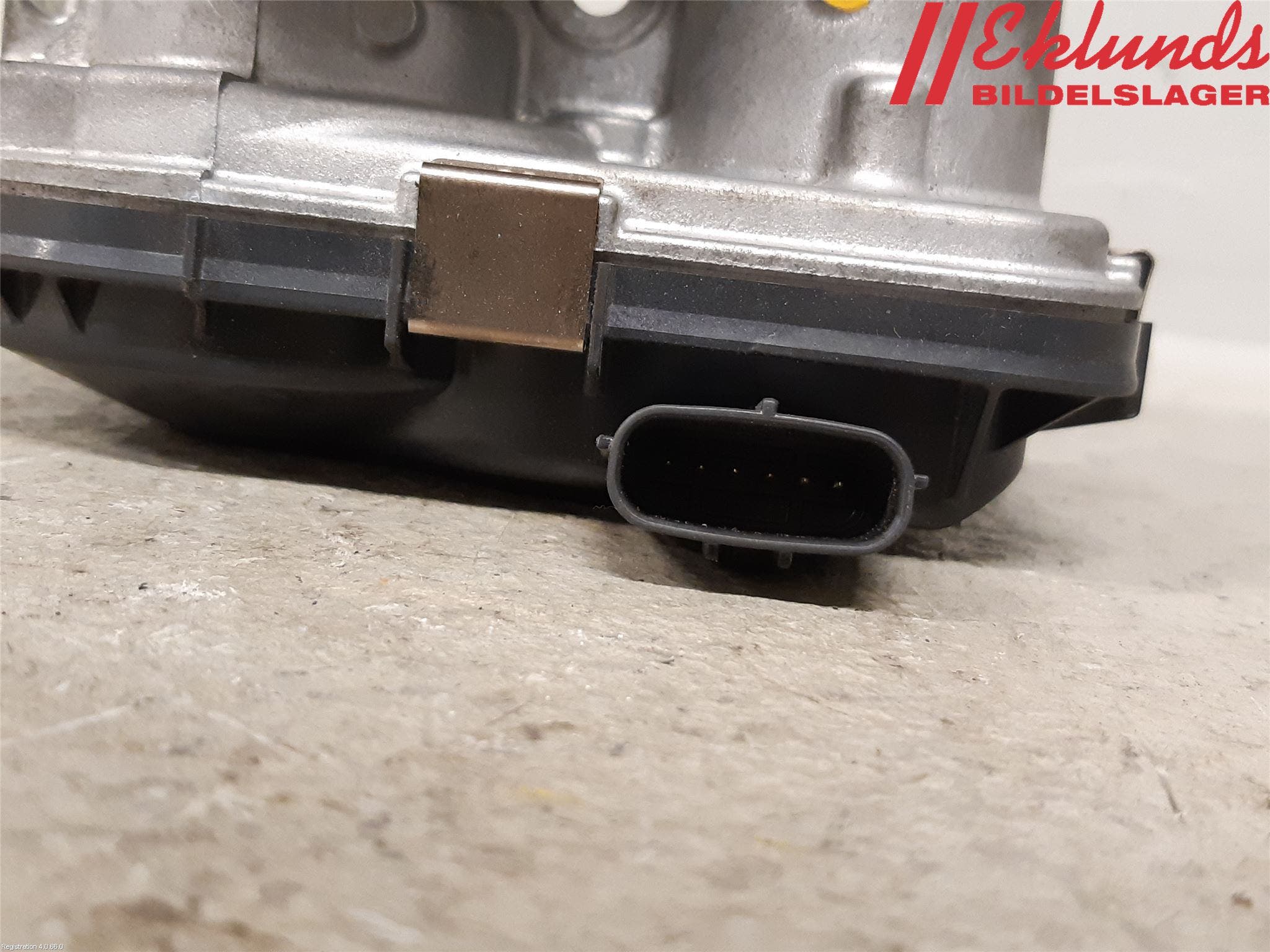 Toyota CAMRY 19-24 Injspjällhus