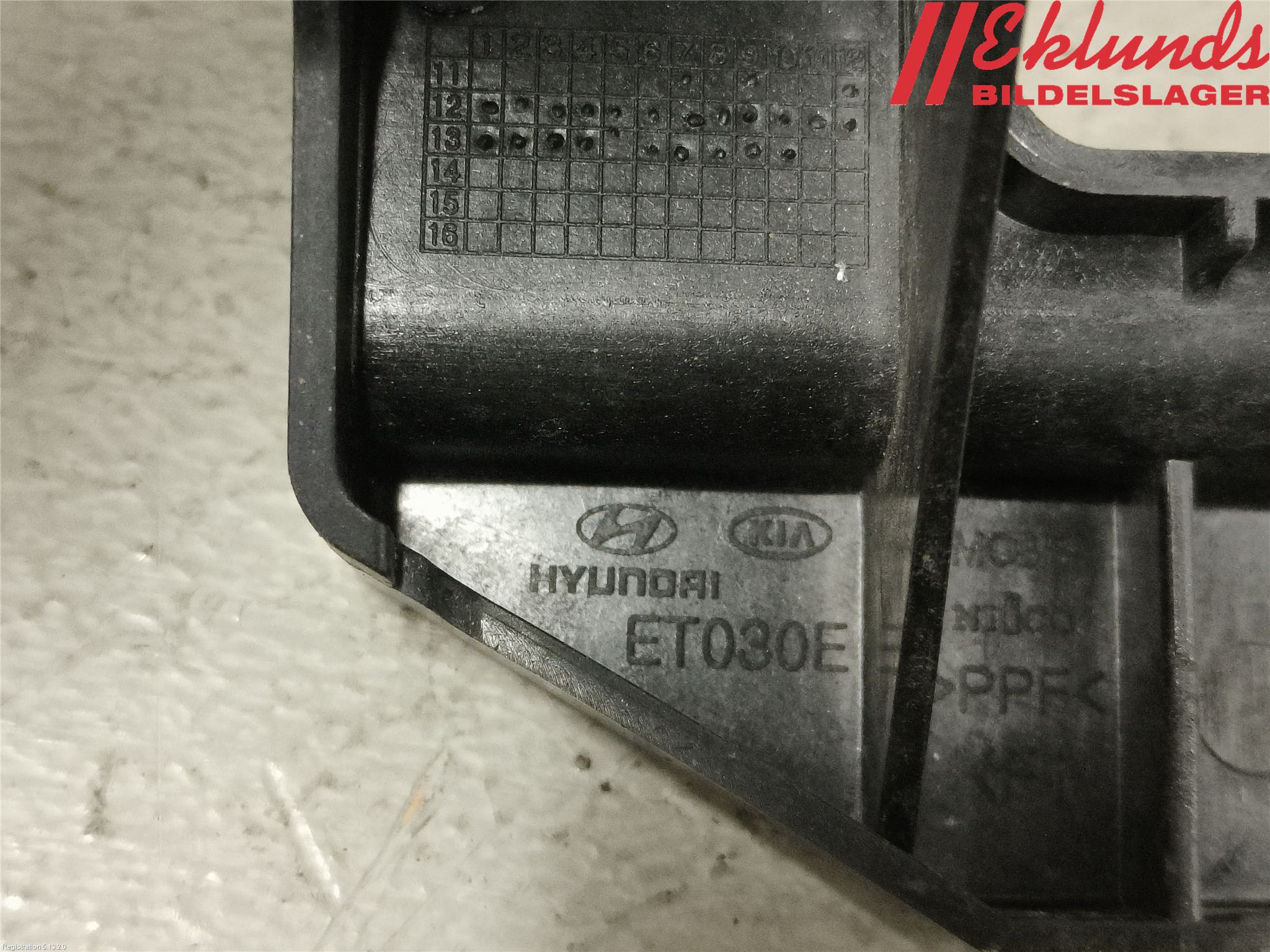 Hyundai i30 GD 13-17 Strålkastarsarg Höger