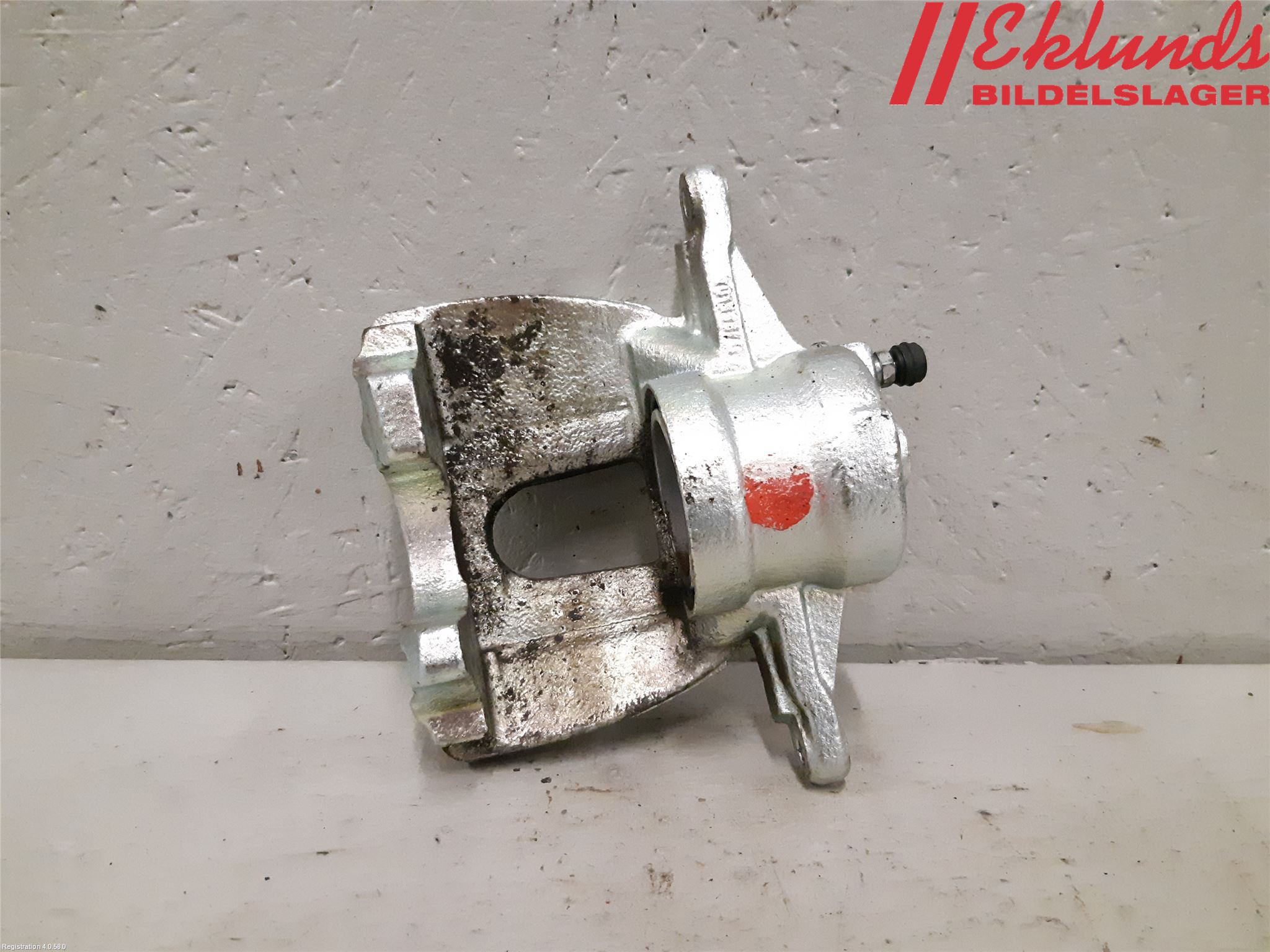 Toyota COROLLA VERSO 04-07 Bromsok Fram Vänster