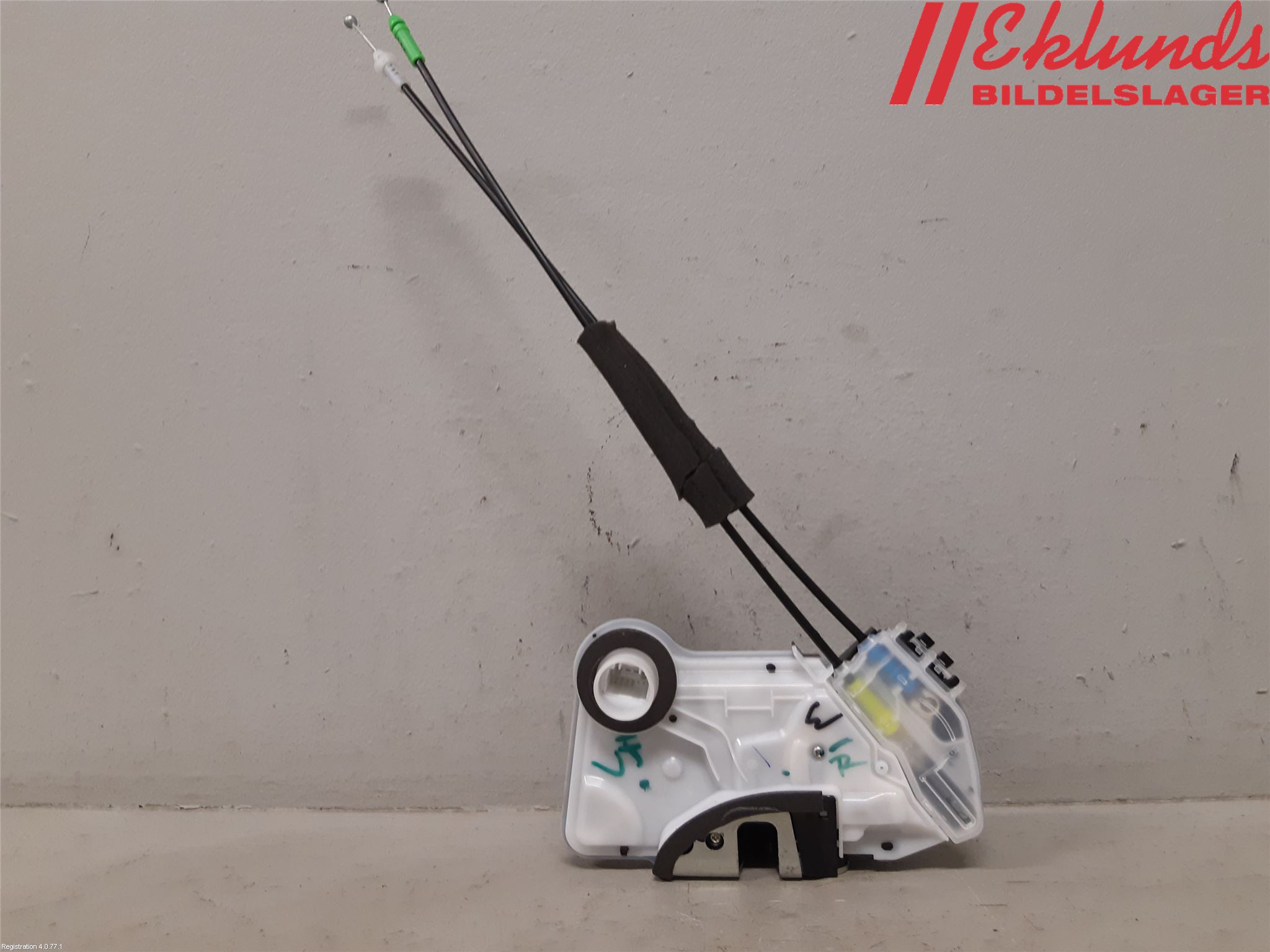 Toyota COROLLA 19- Låskista-Dörrlås