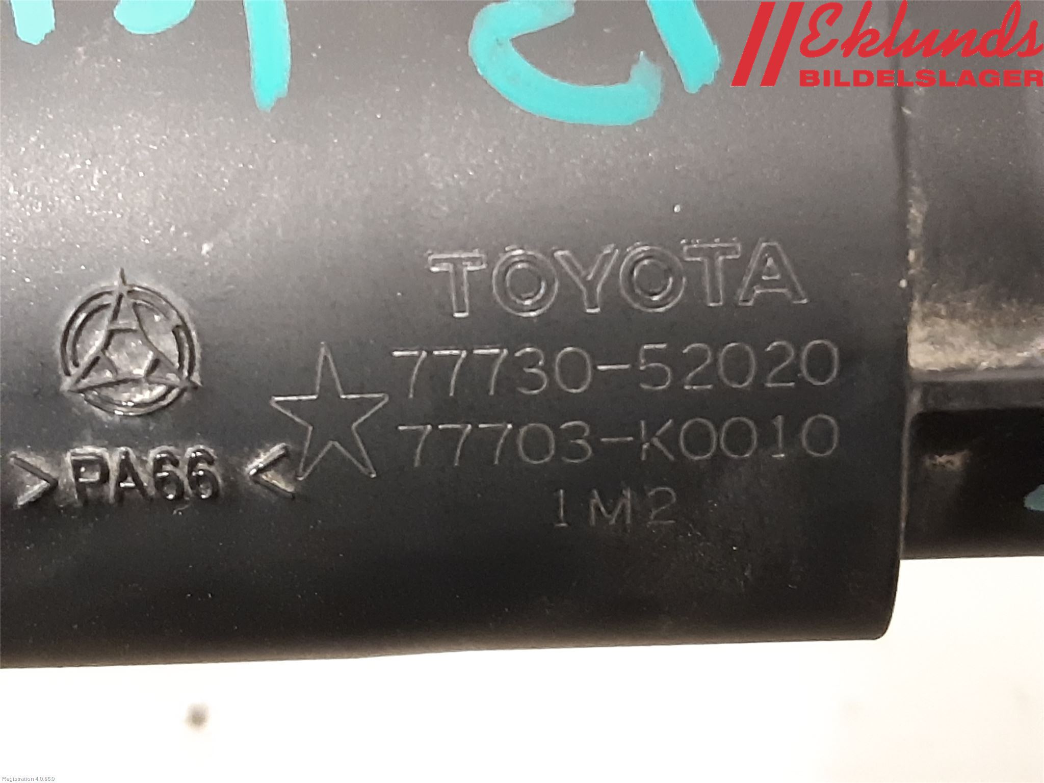 Toyota YARIS CROSS XP21 21- Bränsle Kolkanister